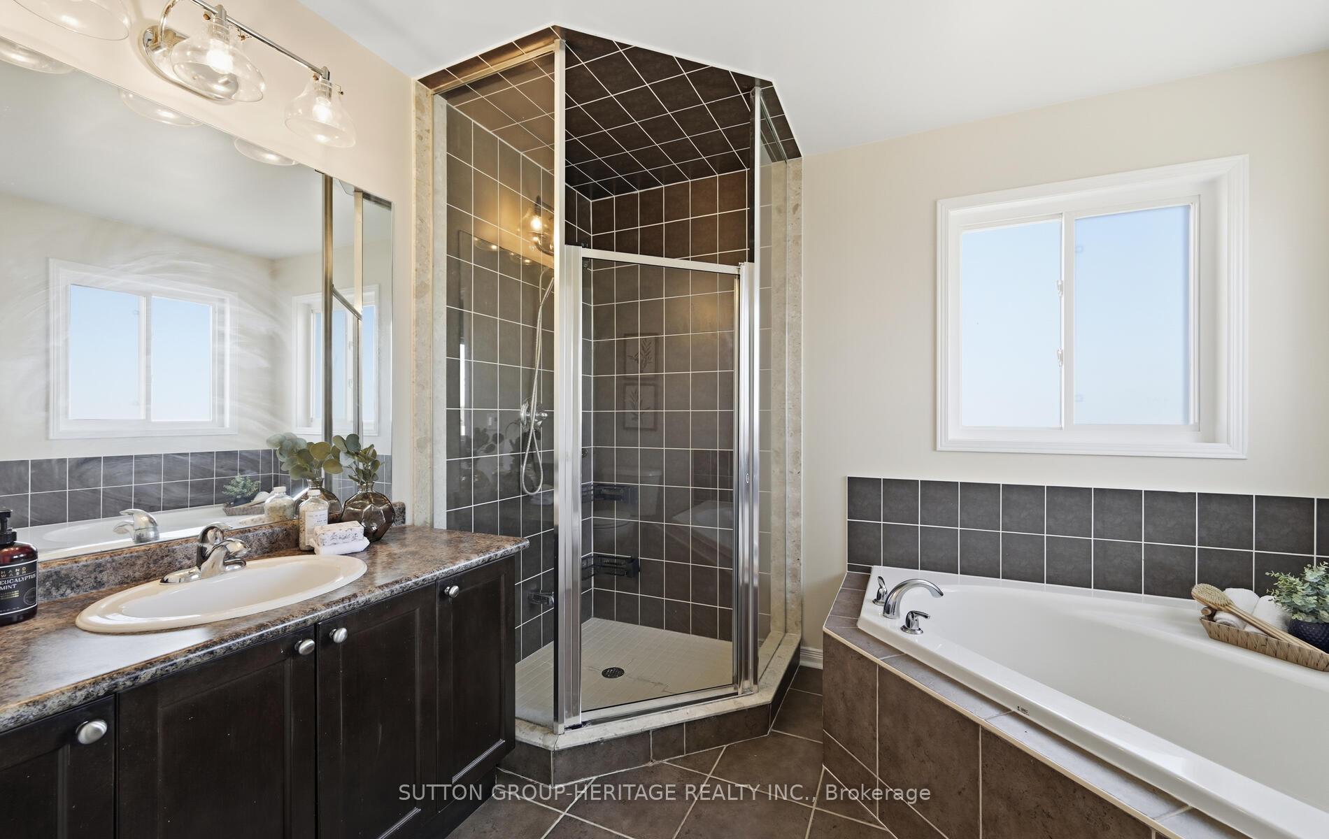 Photo 28 of 59 Allworth Crescent, Clarington, Bowmanville — HOMEH