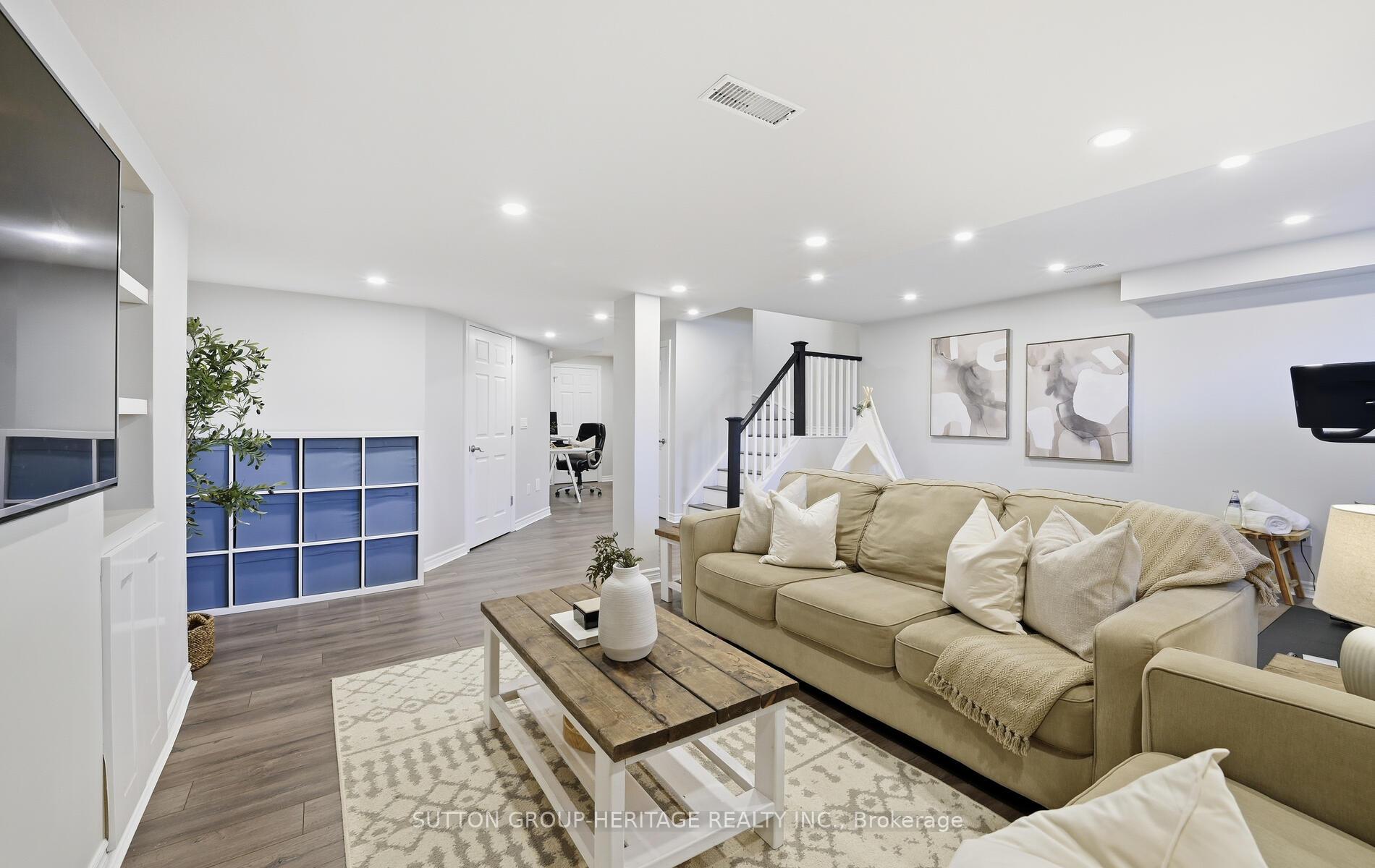 Photo 41 of 59 Allworth Crescent, Clarington, Bowmanville — HOMEH