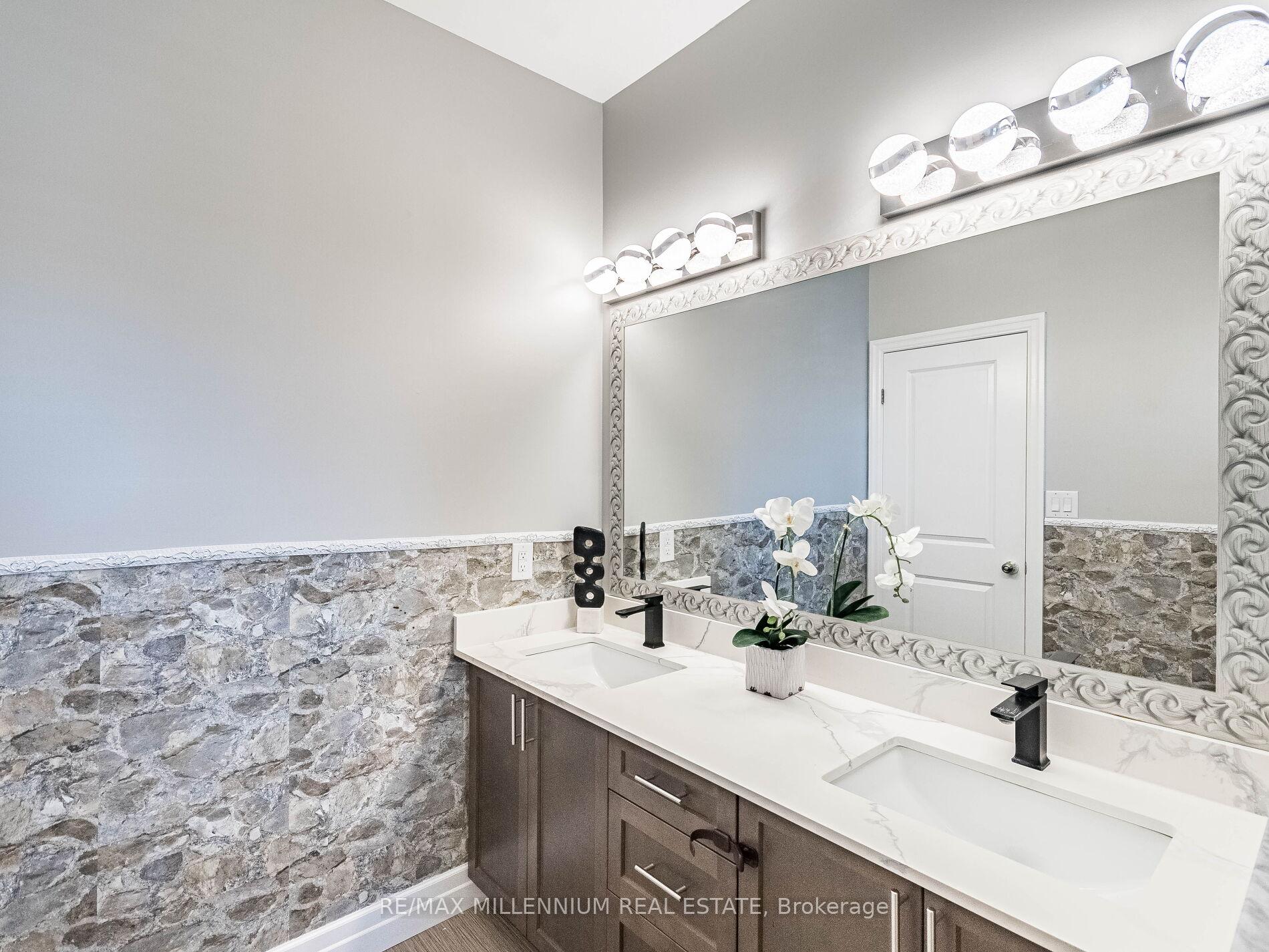 Photo 19 of 225 Watervale Crescent, Kitchener — HOMEH
