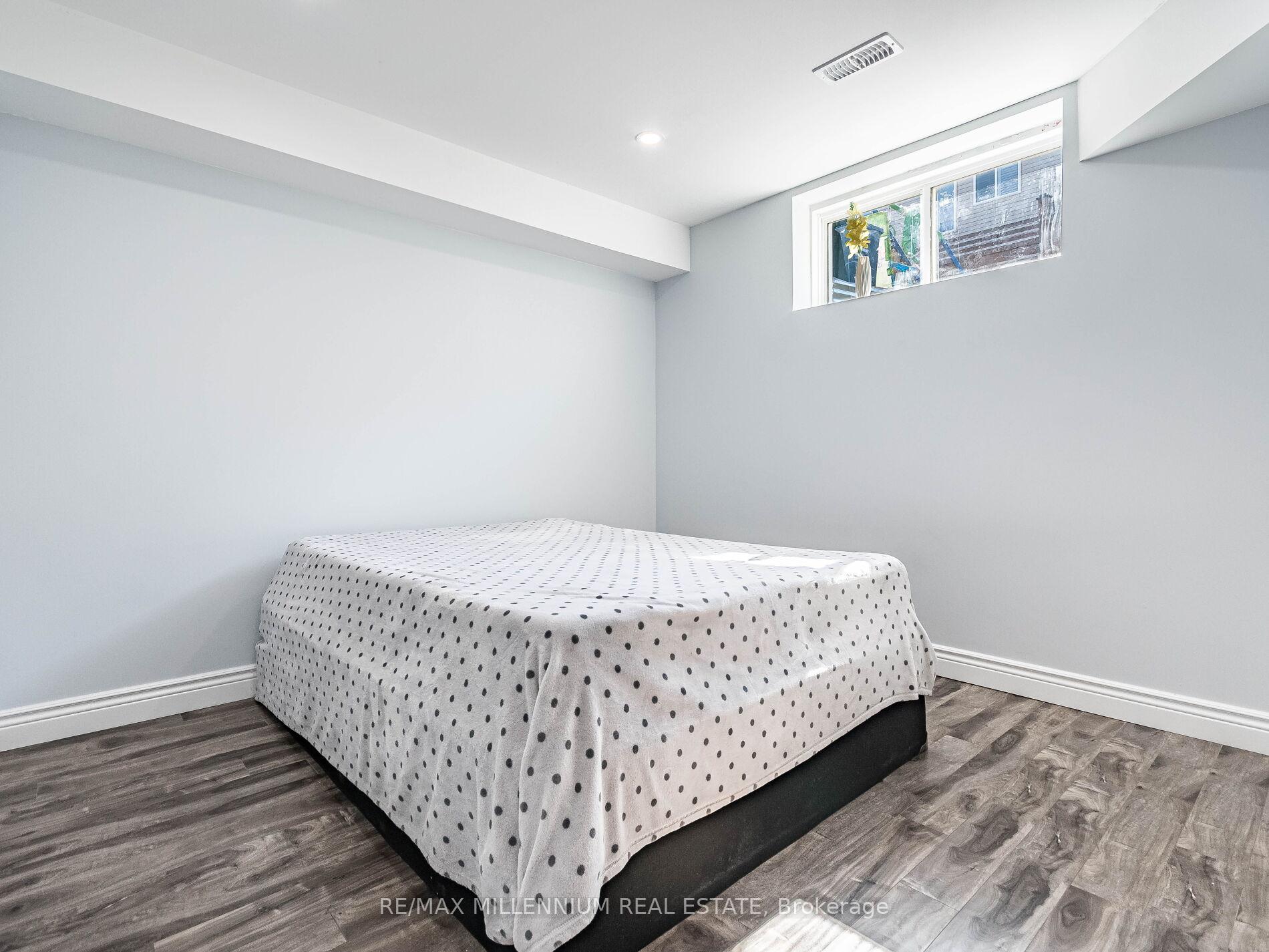 Photo 33 of 225 Watervale Crescent, Kitchener — HOMEH