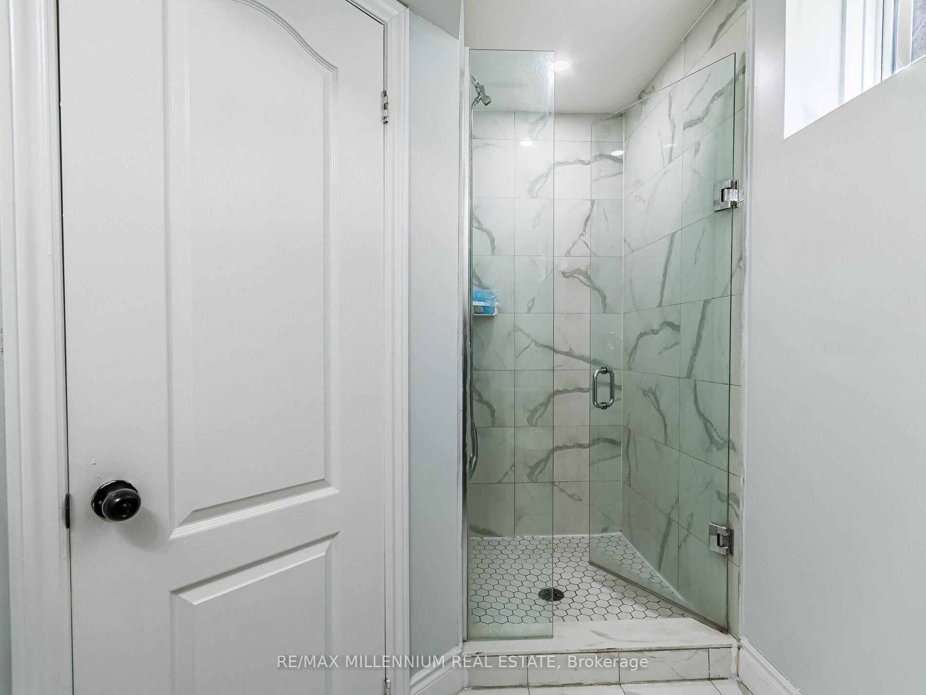 Photo 35 of 225 Watervale Crescent, Kitchener — HOMEH