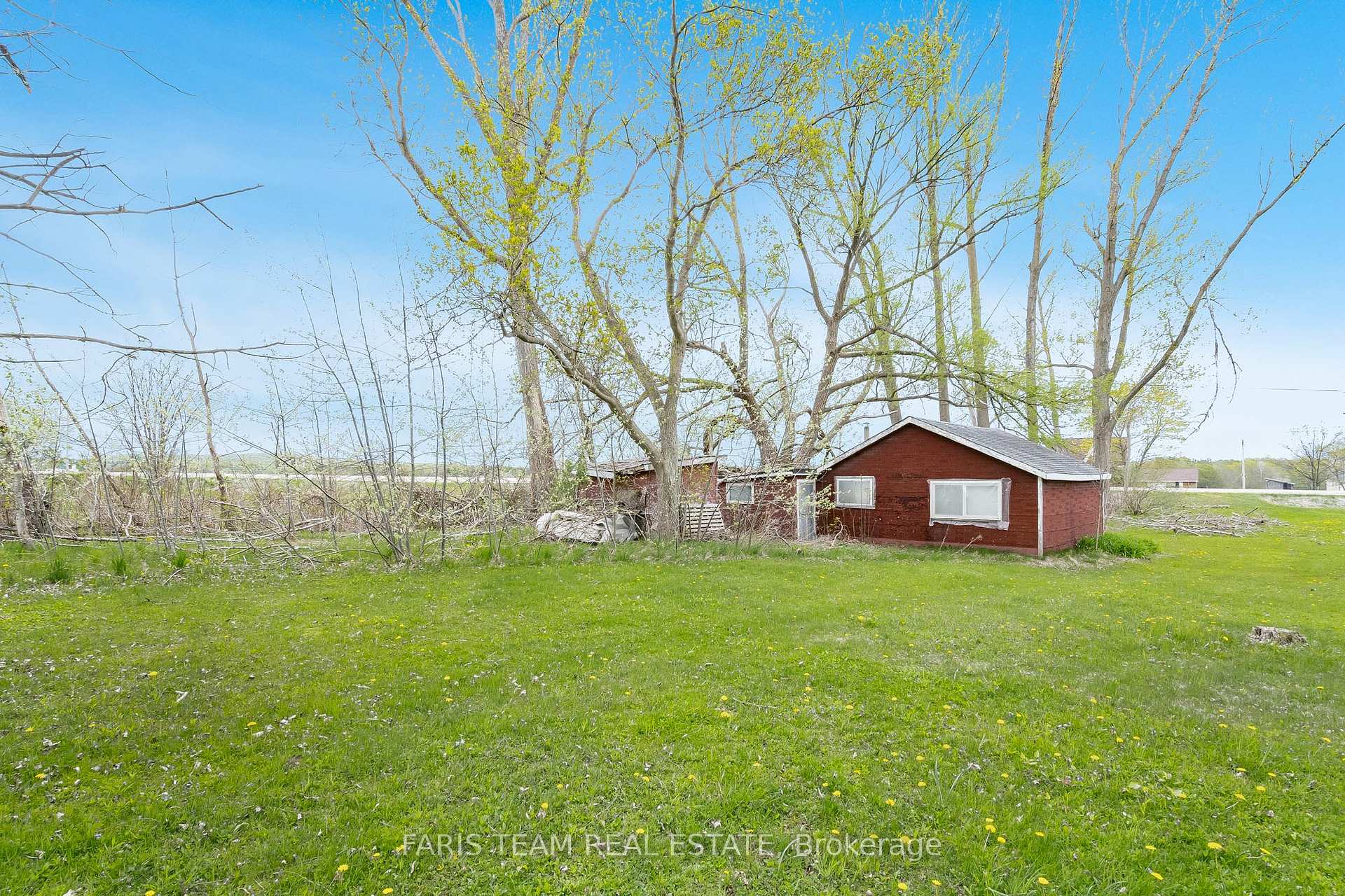 Photo 6 of 7665 Highway 93, Tiny, Rural Tiny — HOMEH