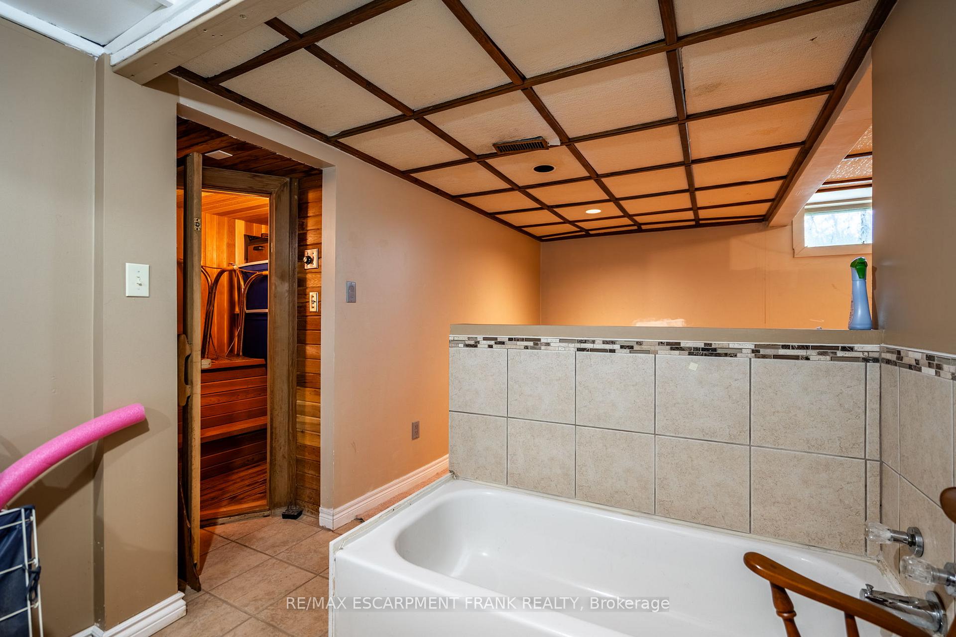 Photo 54 of 12 Rossmore Avenue, Hamilton, Kirkendall — HOMEH