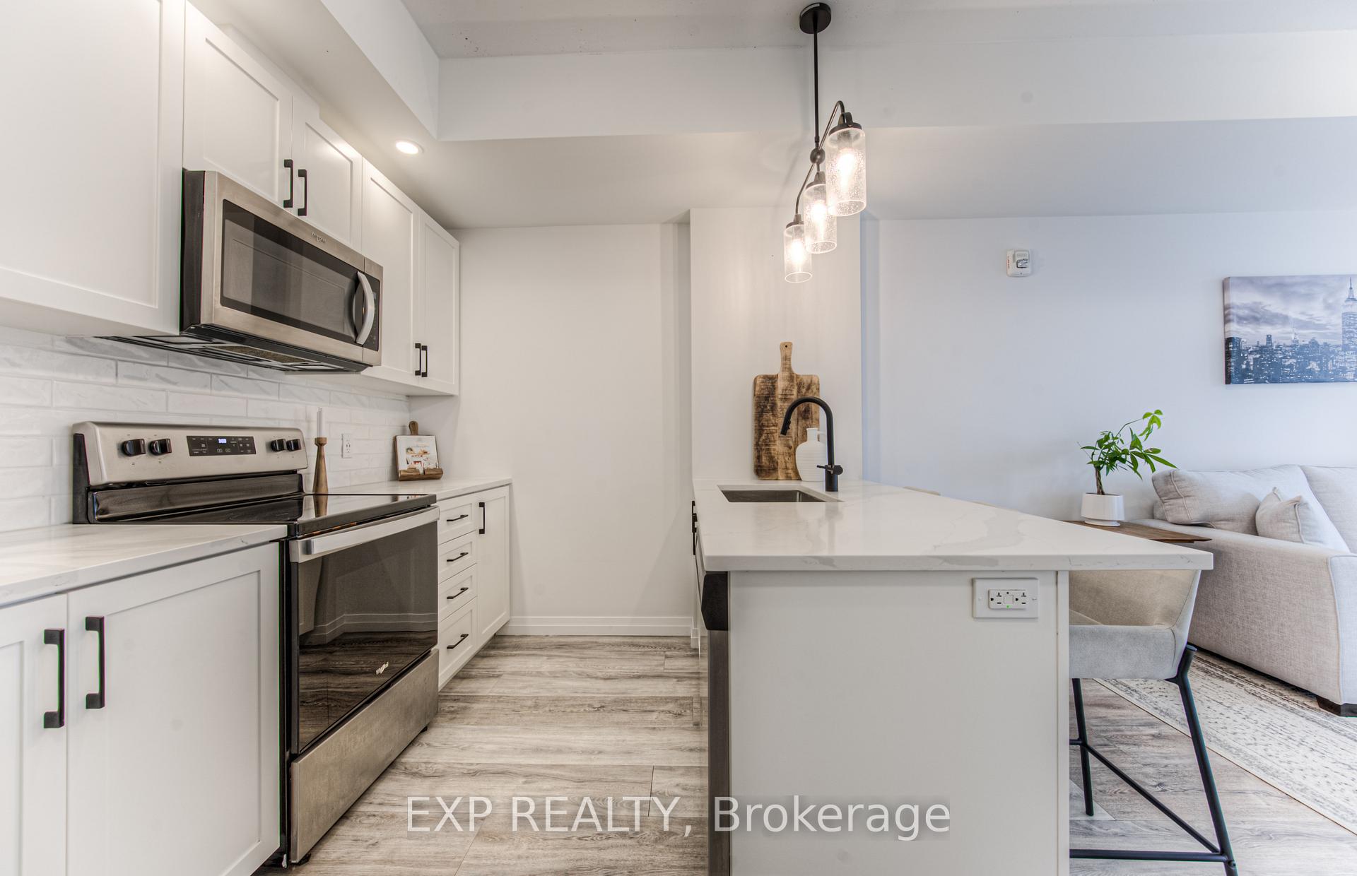Photo 5 of Unit 601, 108 Garment Street, Kitchener — HOMEH