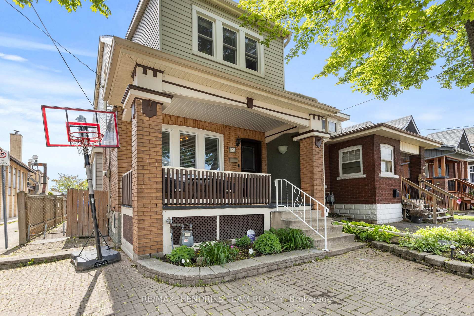 Photo 1 of 160 Prospect Street N, Hamilton, Stripley — HOMEH