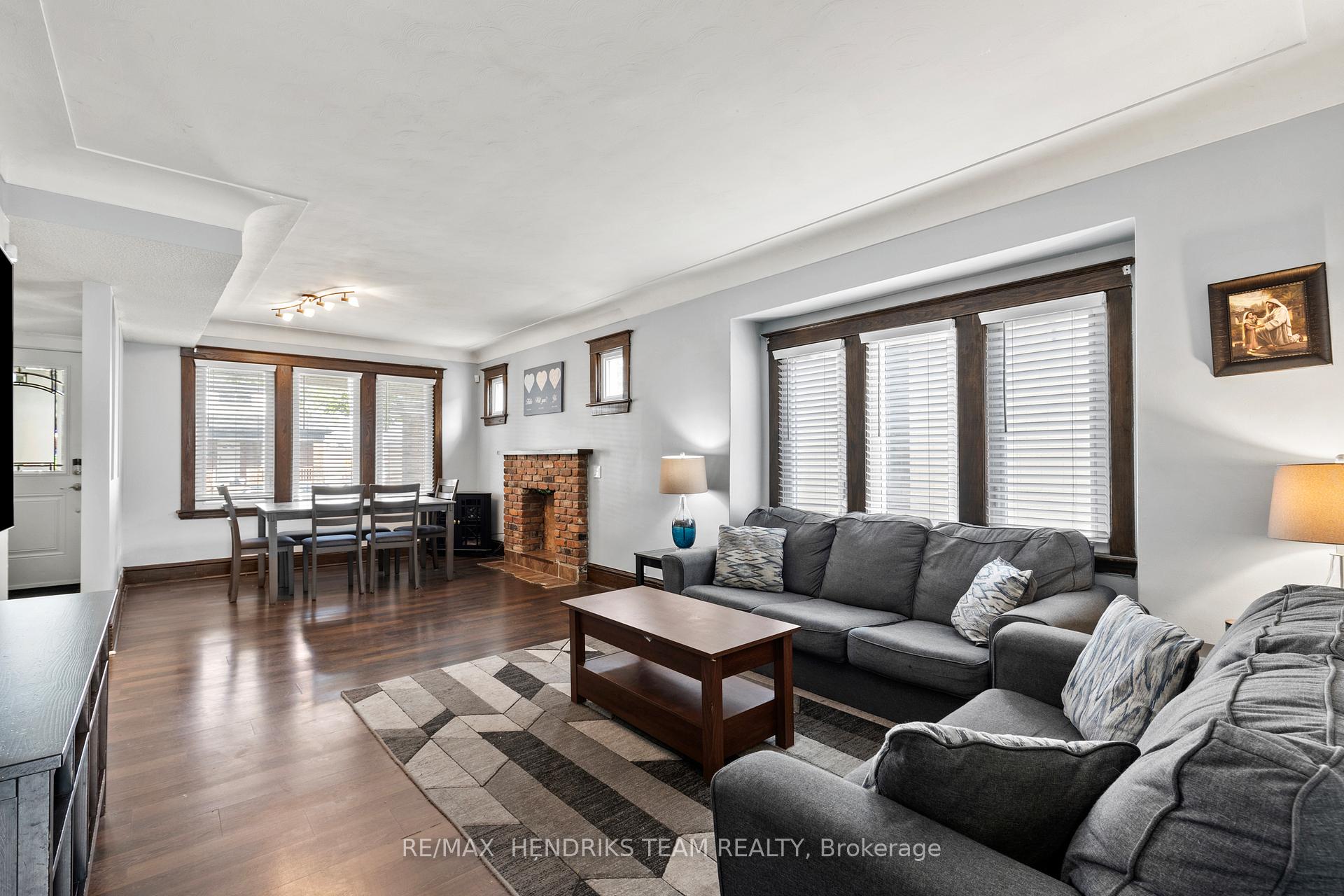 Photo 7 of 160 Prospect Street N, Hamilton, Stripley — HOMEH