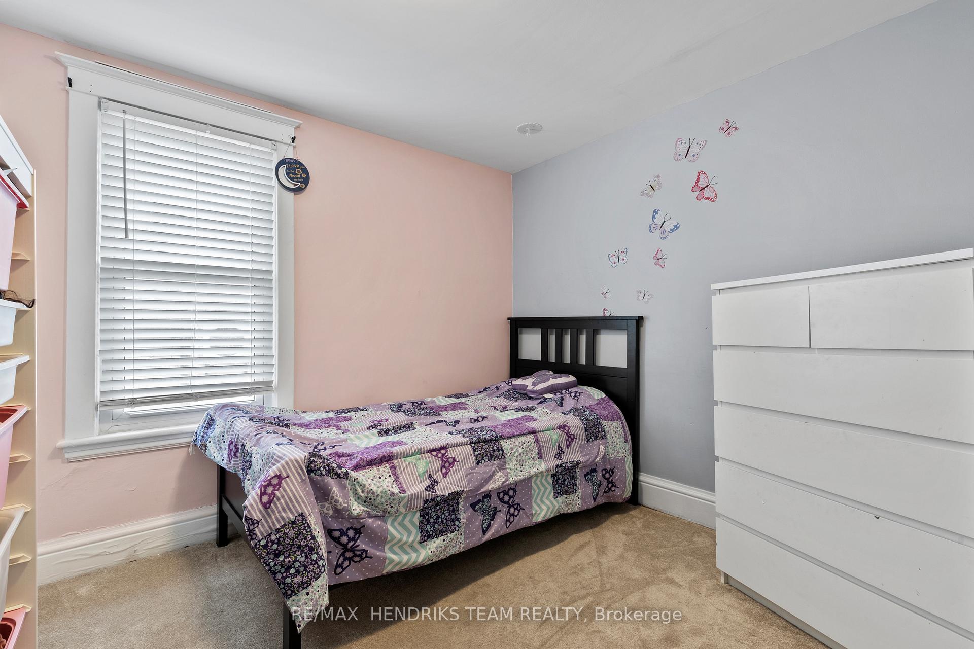 Photo 18 of 160 Prospect Street N, Hamilton, Stripley — HOMEH