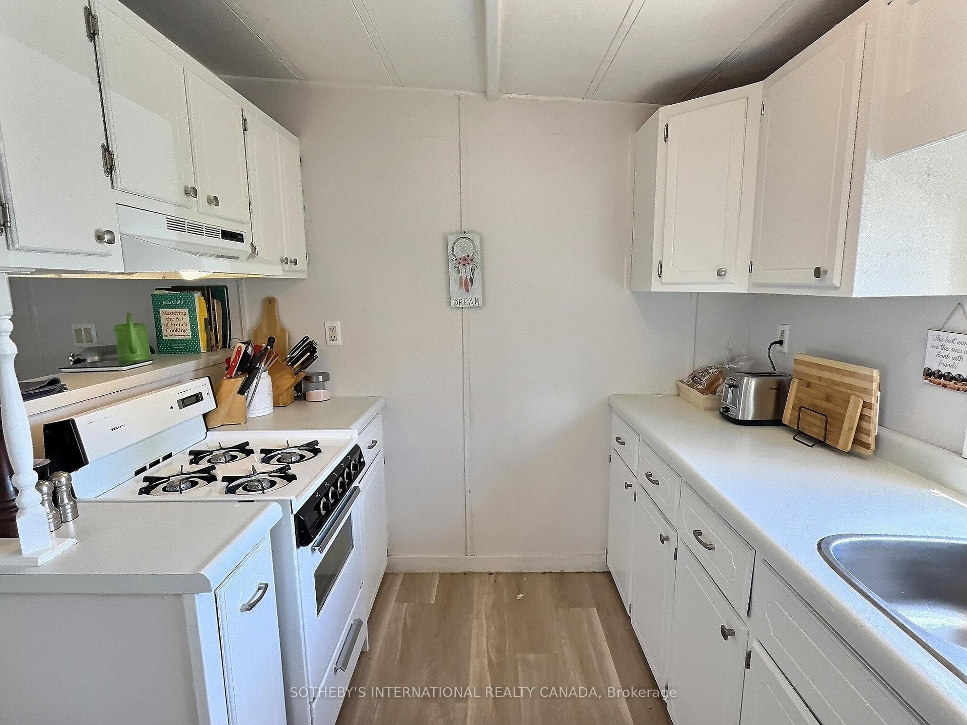 Photo 17 of Unit 21, 580 Beaver Creek Road, Waterloo — HOMEH