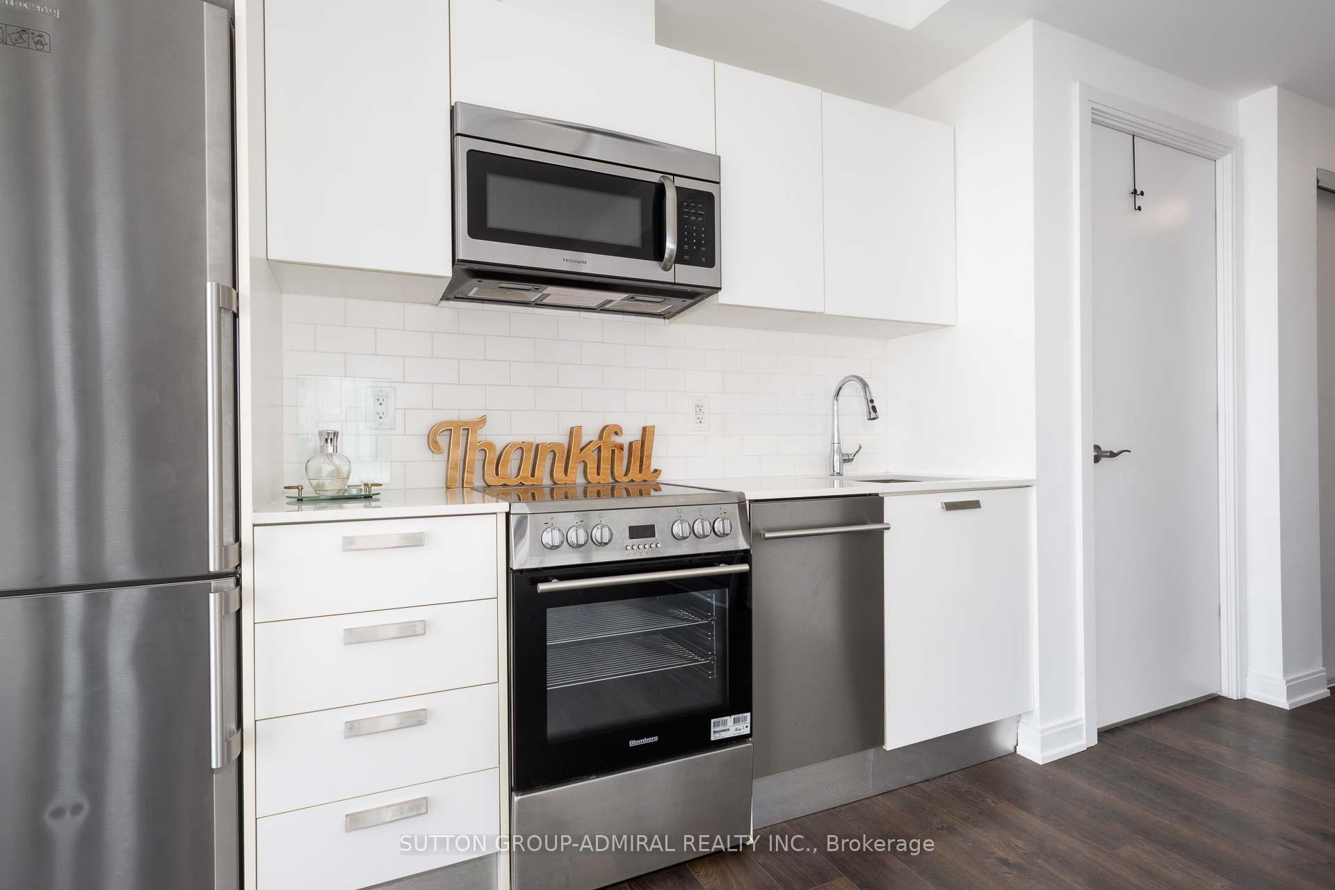 Photo 8 of Unit 4403, 42 Charles Street, Toronto, Church-Yonge Corridor — HOMEH