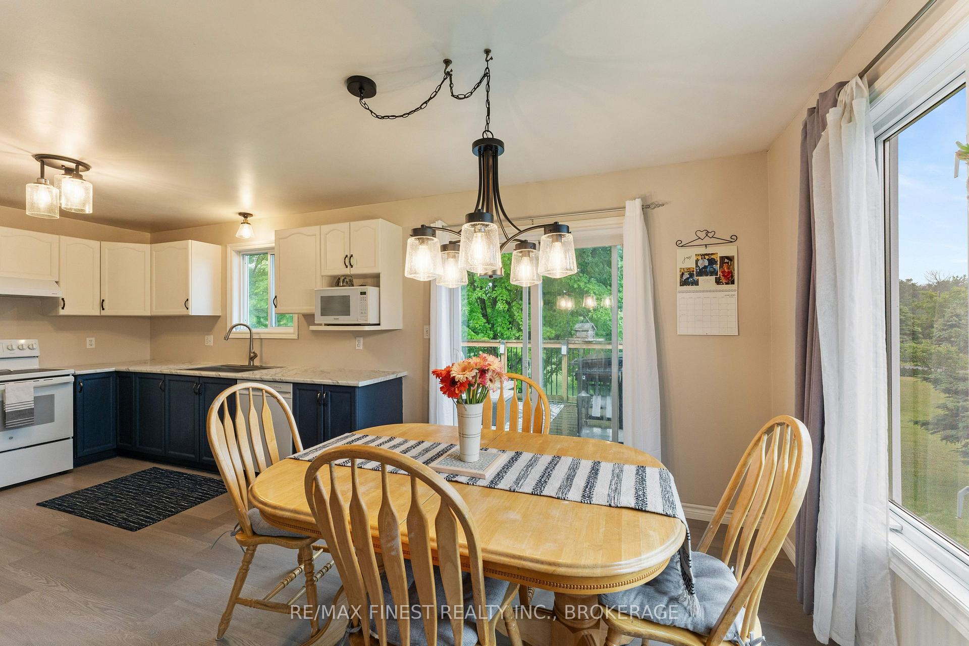 Photo 8 of 4796 Rosedale Road, Frontenac, Frontenac South — HOMEH