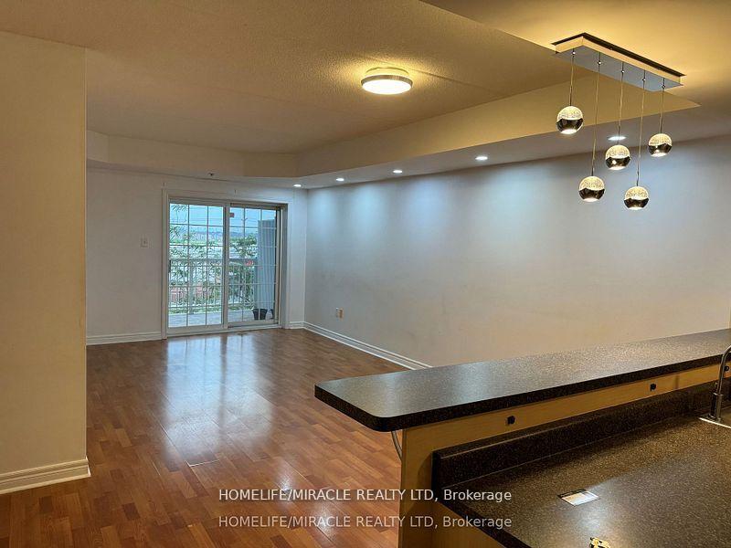 Photo 5 of Unit 312, 7428 Markham Road, Markham, Middlefield — HOMEH