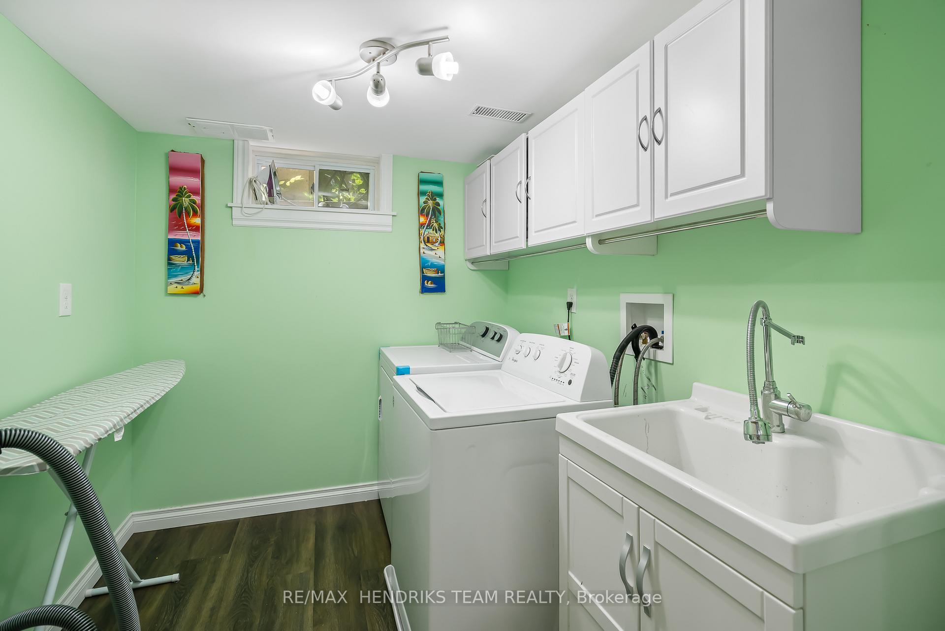 Photo 20 of 52 Bendingroad Crescent, St. Catharines, Lakeport — HOMEH