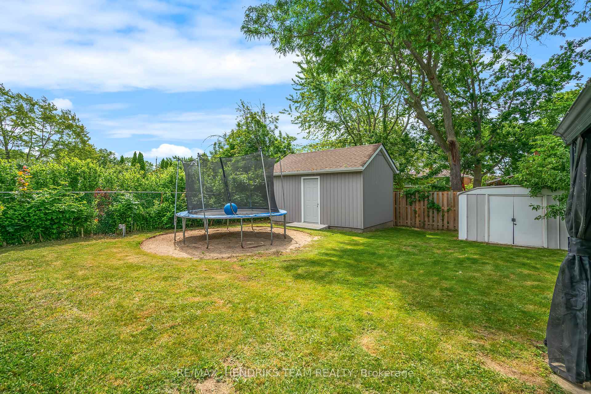 Photo 27 of 52 Bendingroad Crescent, St. Catharines, Lakeport — HOMEH
