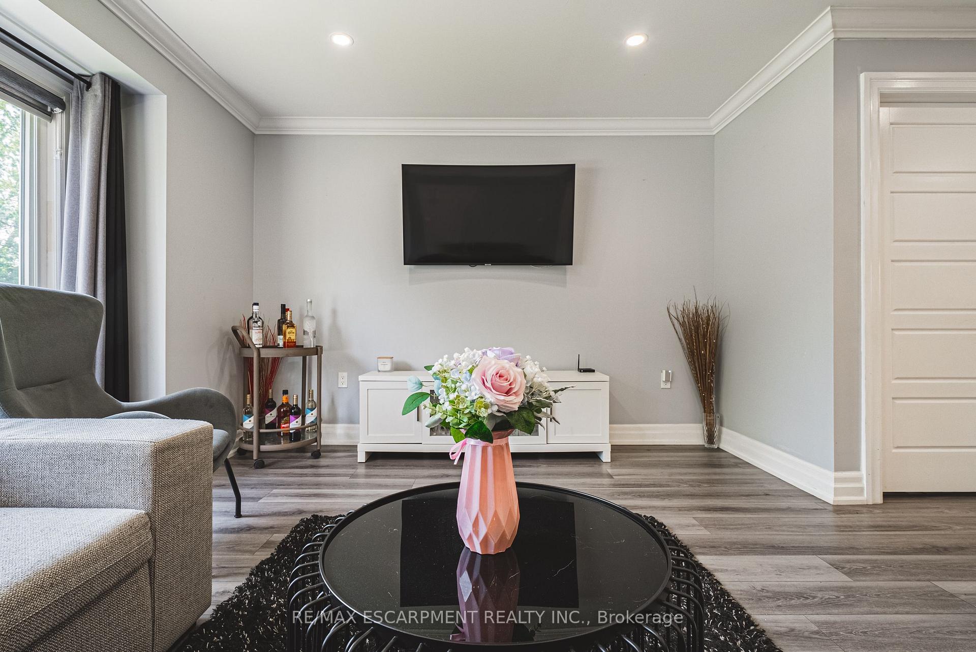 Photo 8 of 302 East 43rd Street, Hamilton, Hampton Heights — HOMEH