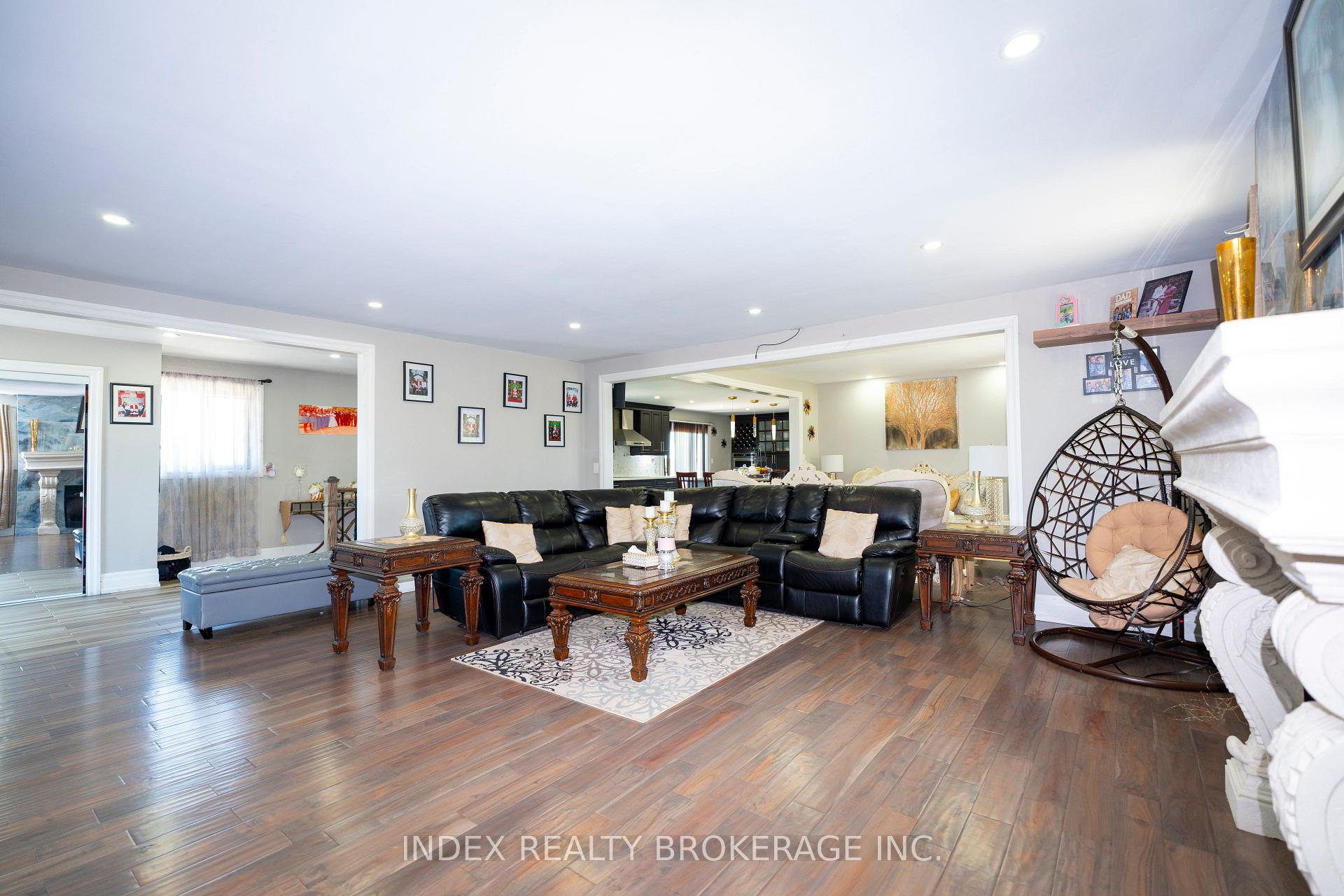 Photo 11 of 9799 Heritage Road, Brampton, Northwest Brampton — HOMEH