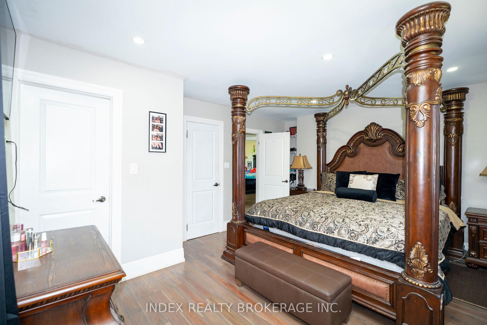 Photo 36 of 9799 Heritage Road, Brampton, Northwest Brampton — HOMEH