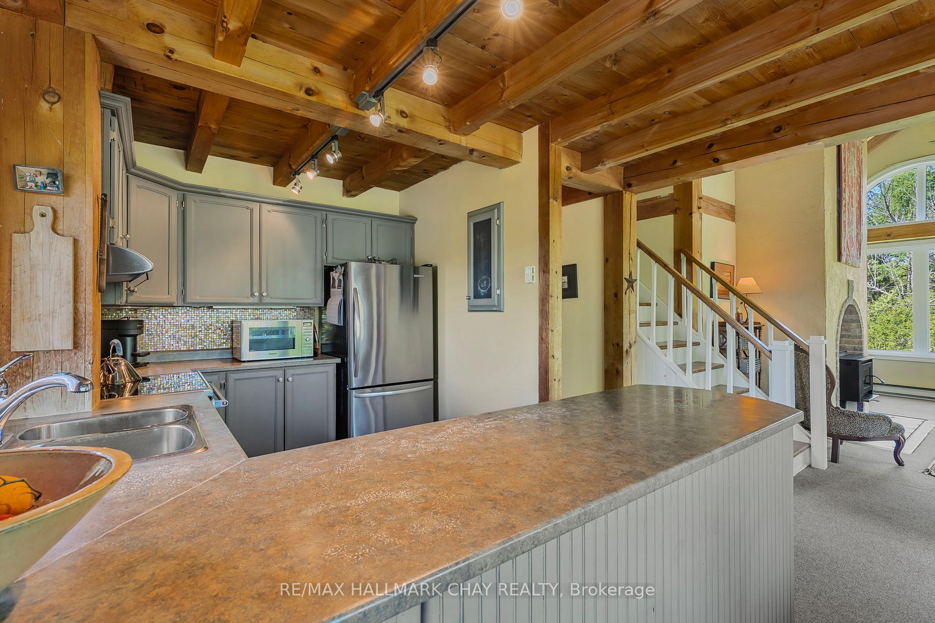 Photo 8 of 795167 Third Line EHS, Mono, Rural Mono — HOMEH