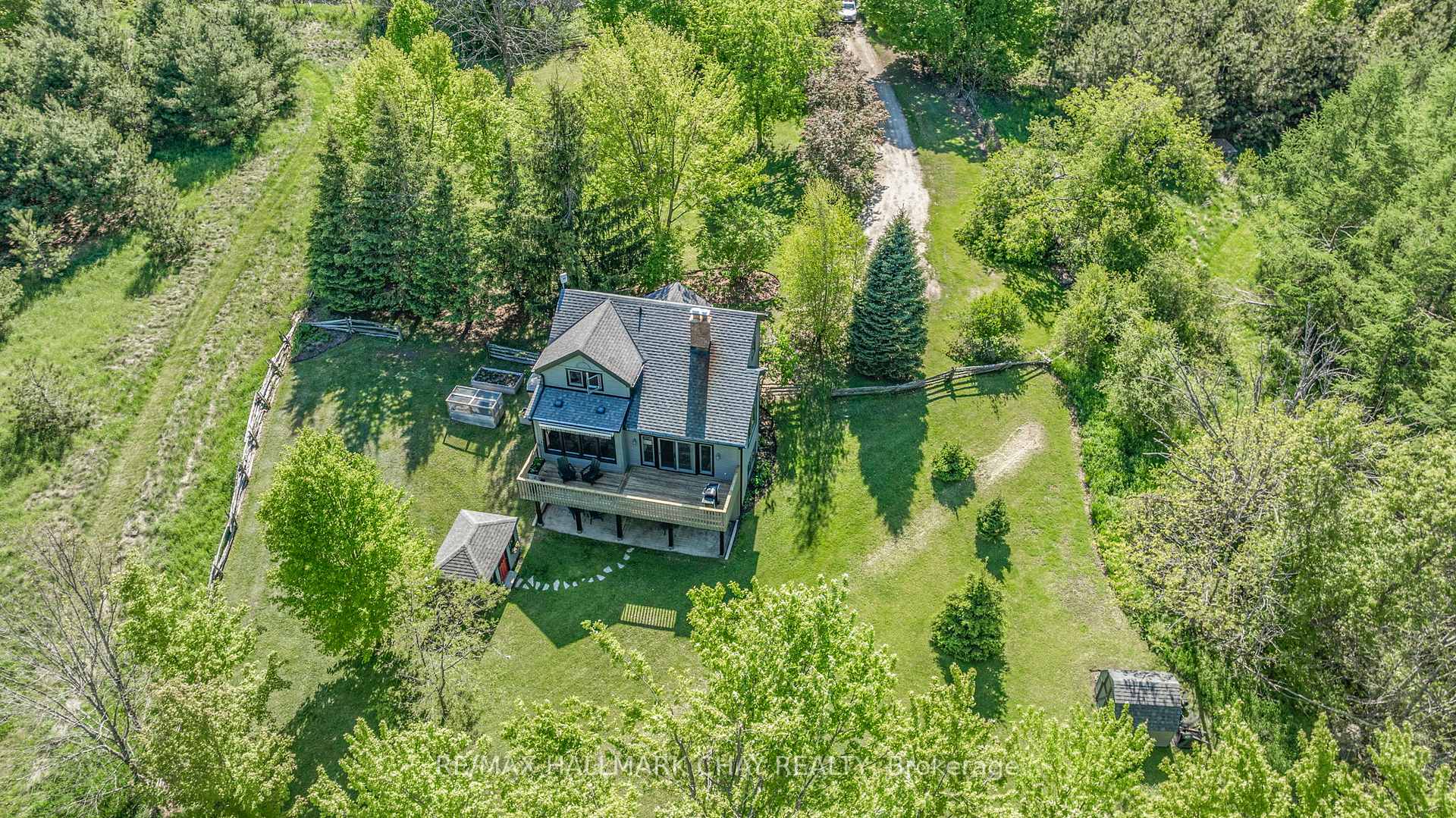 Photo 36 of 795167 Third Line EHS, Mono, Rural Mono — HOMEH