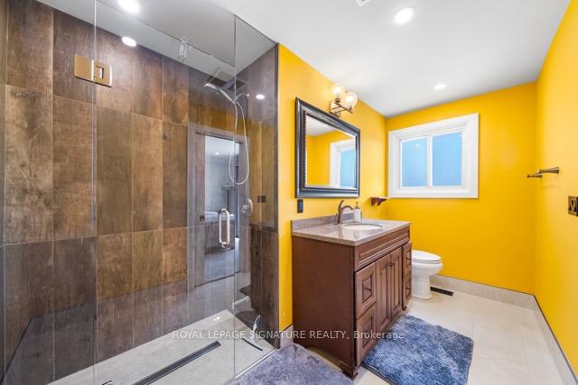 Photo 15 of 3 Wildrose Crescent, Markham, Bayview Glen — HOMEH