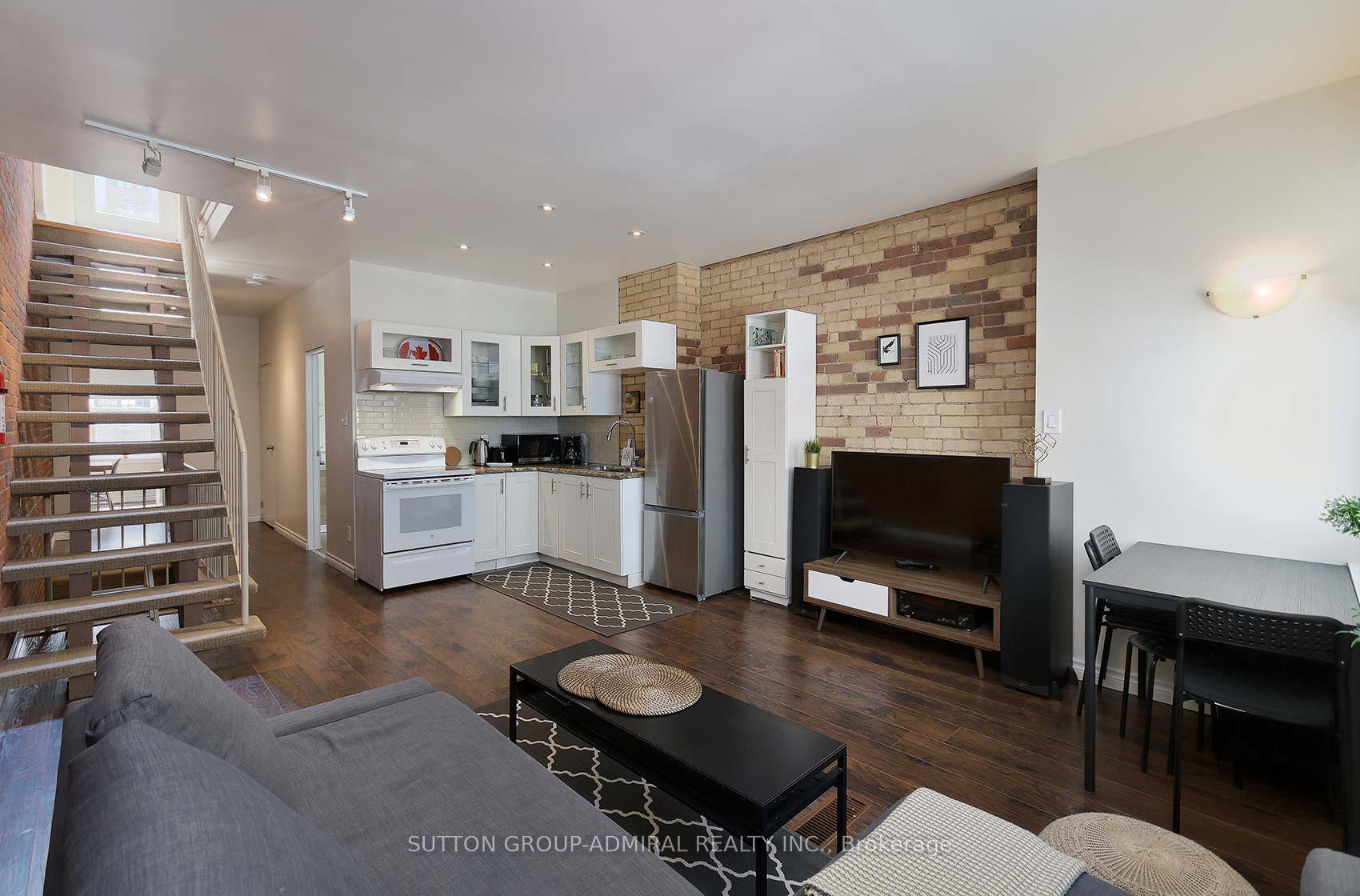 Photo 14 of 45 Granby Street, Toronto, Waterfront Communities — HOMEH