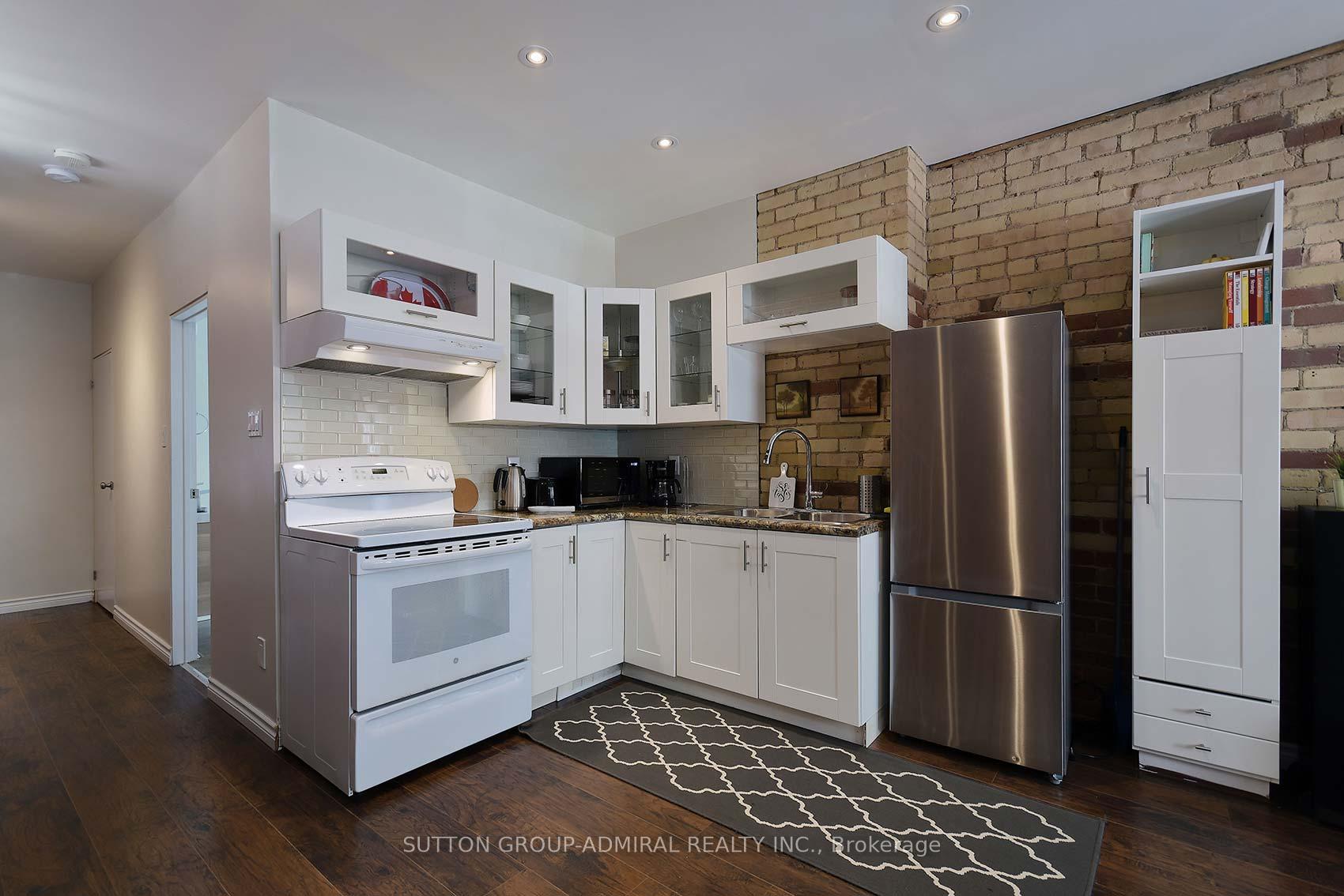 Photo 17 of 45 Granby Street, Toronto, Waterfront Communities — HOMEH