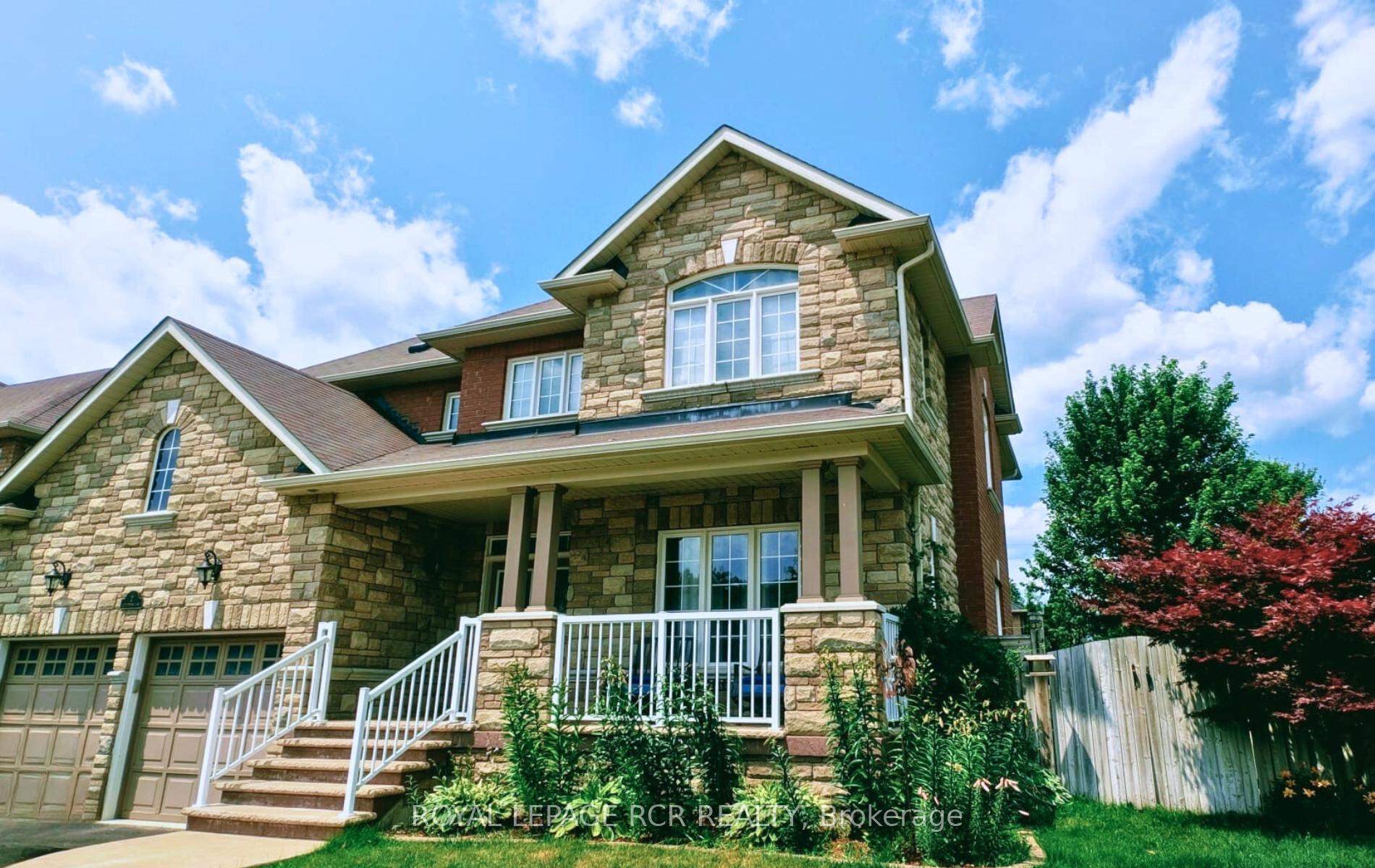 Front of 2 Littlebrook Lane