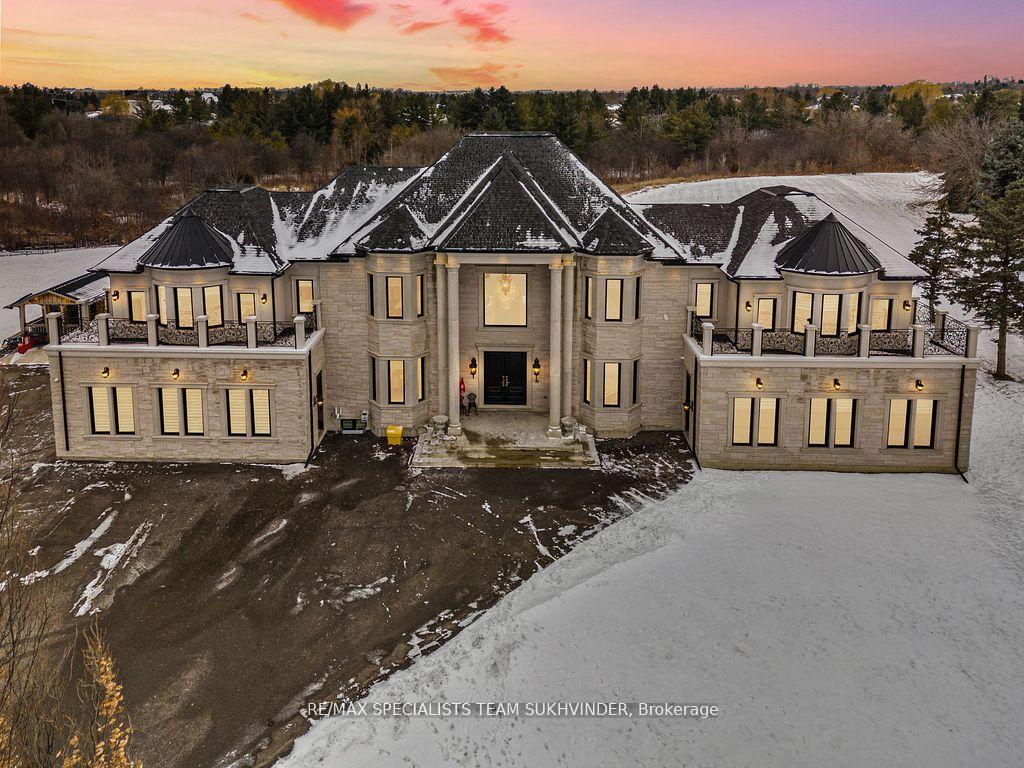 Front of 4 Grafton Crescent