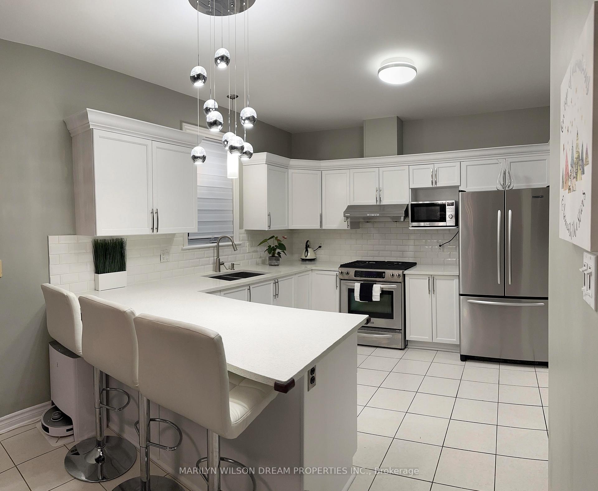 Photo 11 of 656 Netley Circle, Ottawa, Blossom Park/Kemp Park/Findlay Creek — HOMEH