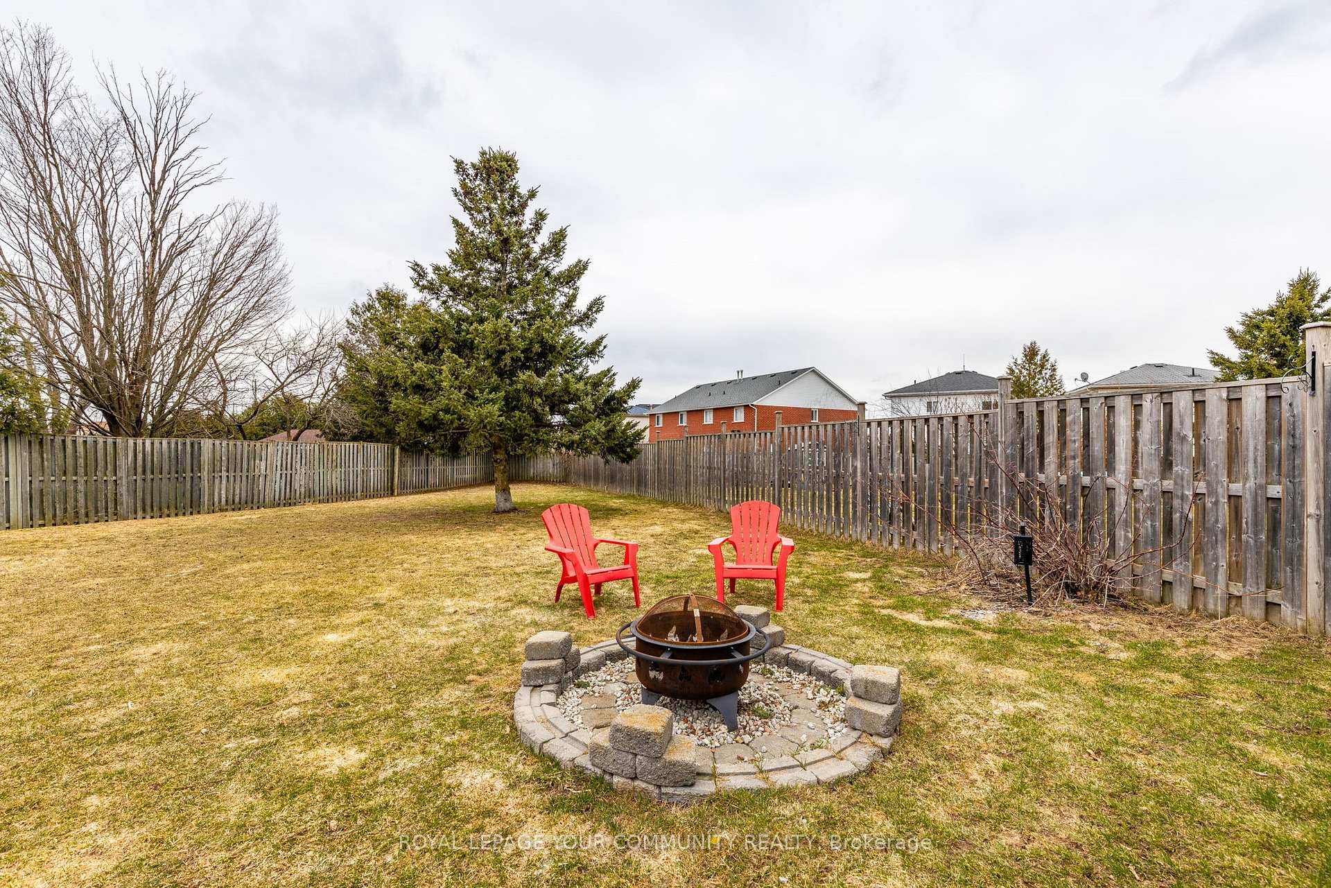 Photo 22 of 101 Black Cherry Crescent, Barrie, Holly — HOMEH