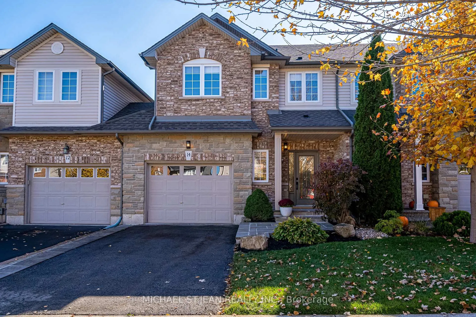 Photo 1 of 14 Olivia Place, Hamilton, Meadowlands — HOMEH