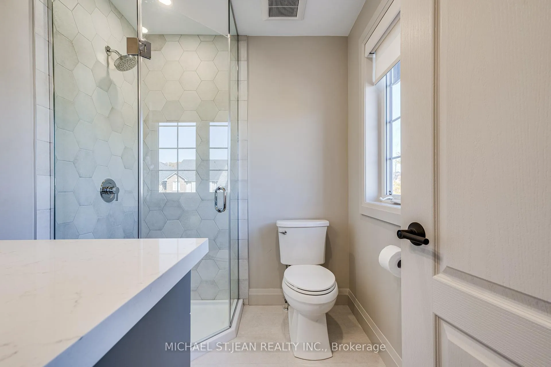Photo 43 of 14 Olivia Place, Hamilton, Meadowlands — HOMEH