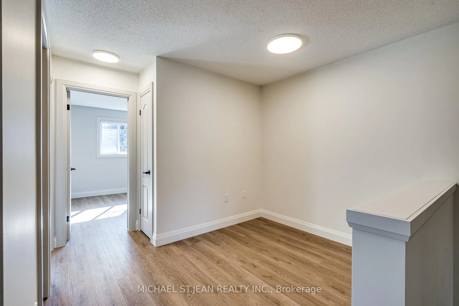 Photo 49 of 14 Olivia Place, Hamilton, Meadowlands — HOMEH