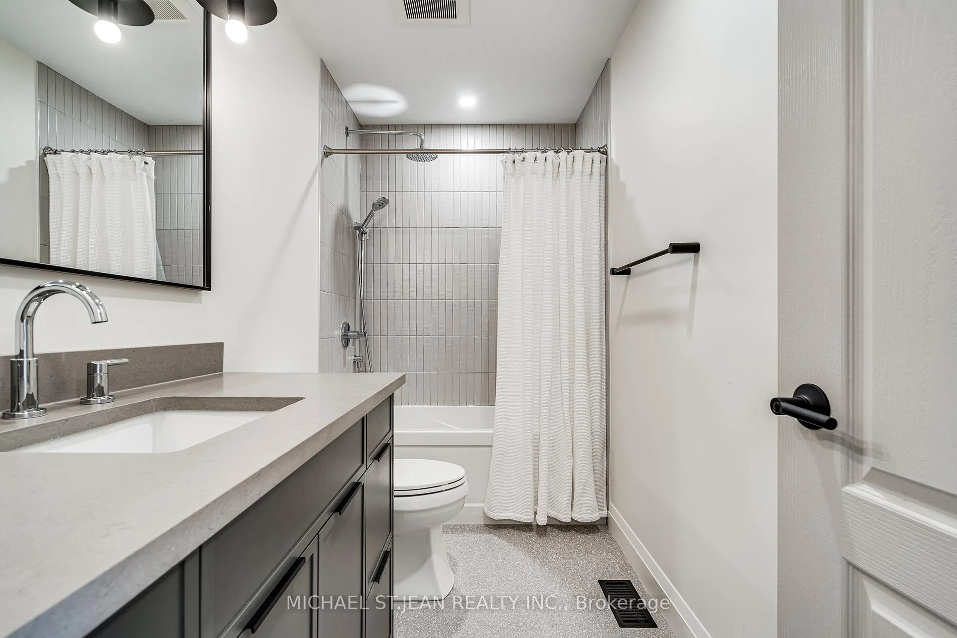 Photo 66 of 14 Olivia Place, Hamilton, Meadowlands — HOMEH