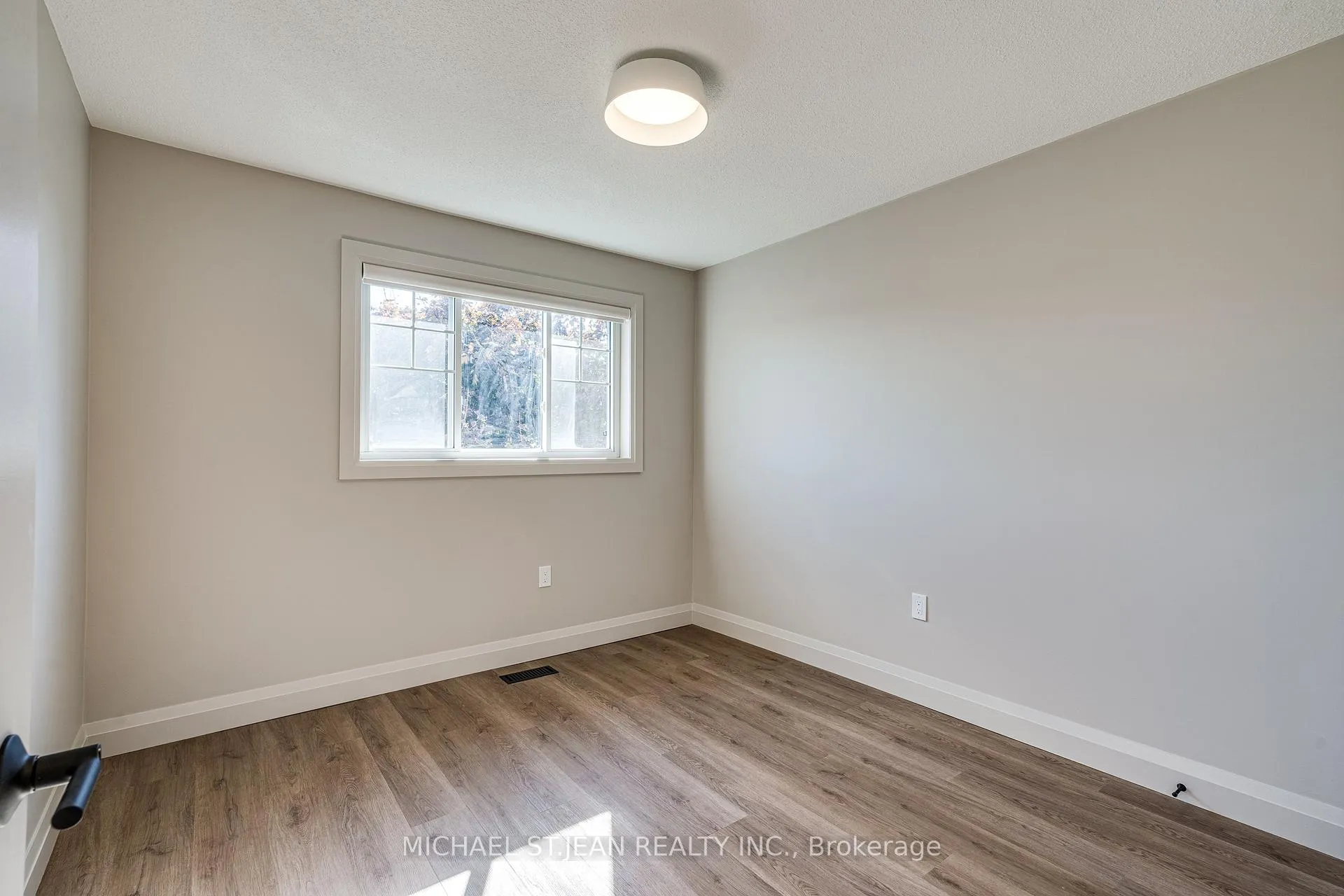 Photo 72 of 14 Olivia Place, Hamilton, Meadowlands — HOMEH