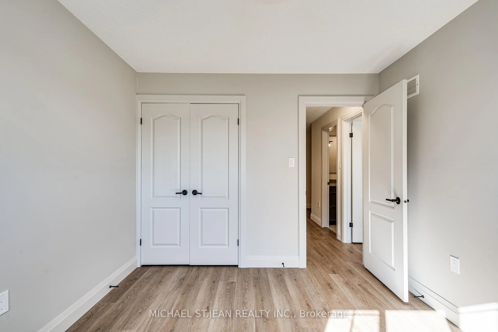 Photo 73 of 14 Olivia Place, Hamilton, Meadowlands — HOMEH