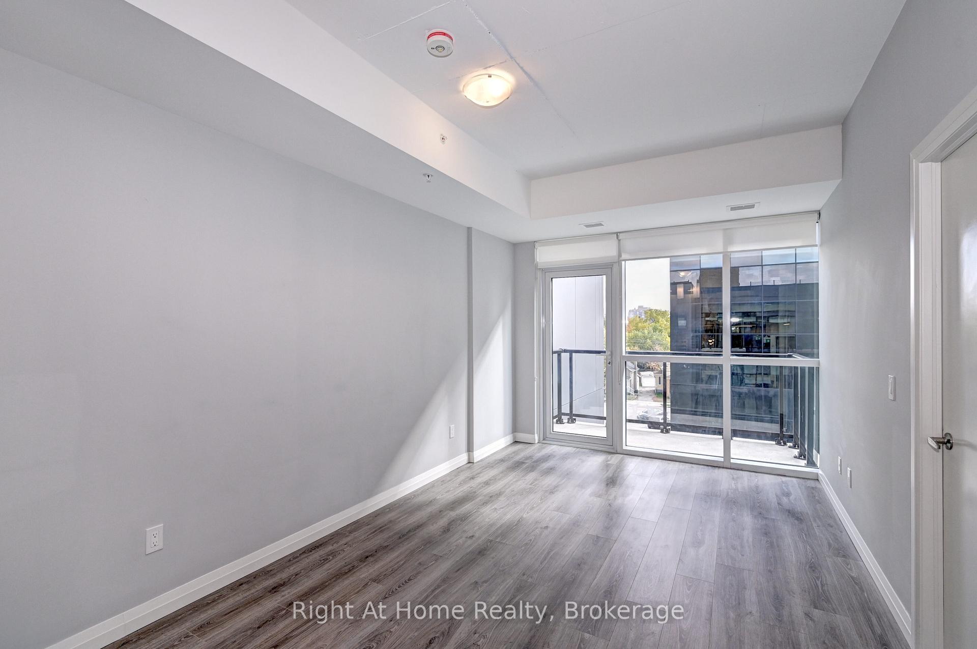Photo 9 of Unit 401, 108 Garment Street, Kitchener, City Commercial Core — HOMEH