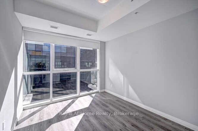 Photo 10 of Unit 401, 108 Garment Street, Kitchener, City Commercial Core — HOMEH
