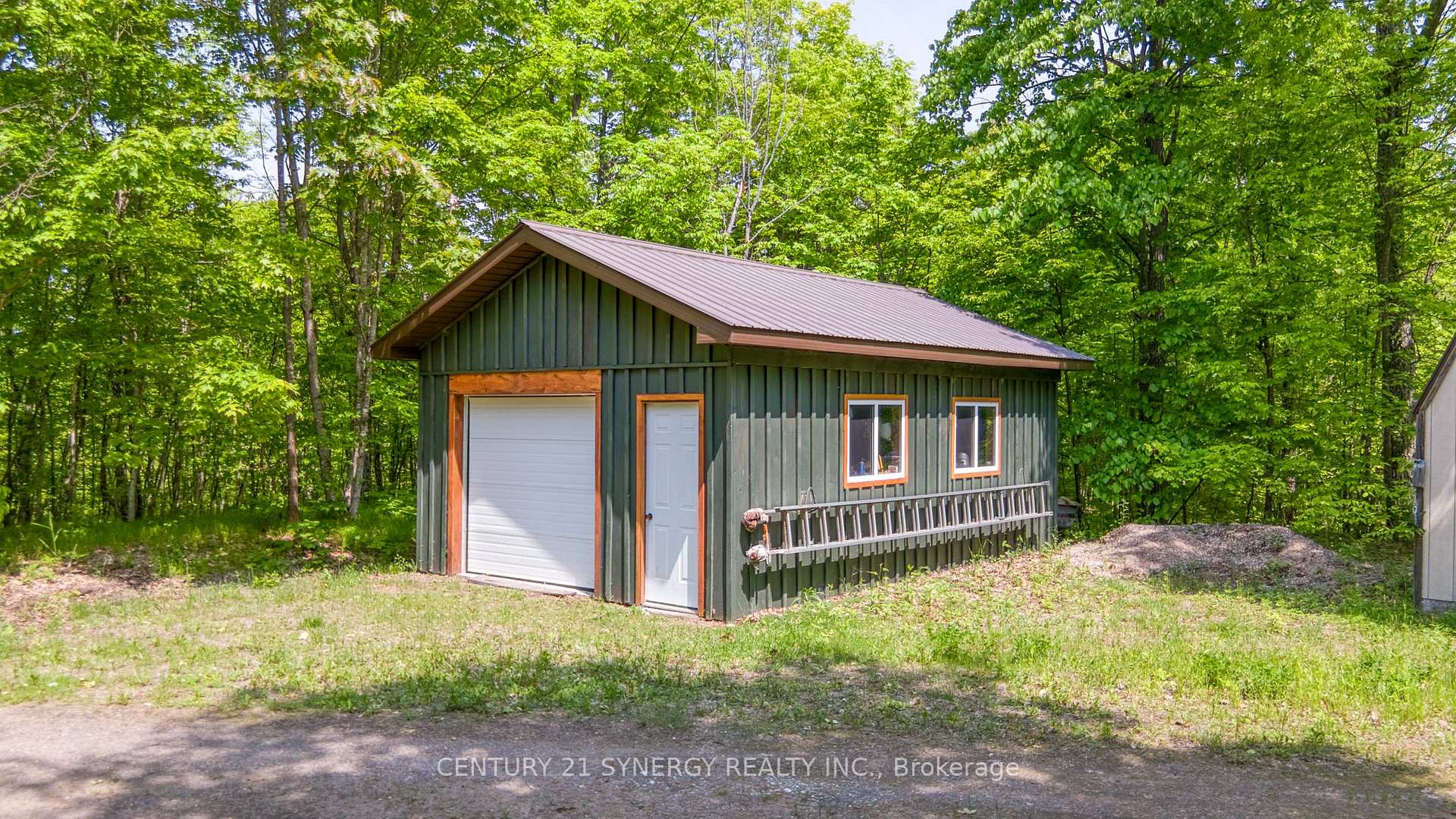 Photo 36 of 11436 509 Road, Frontenac, Frontenac North — HOMEH
