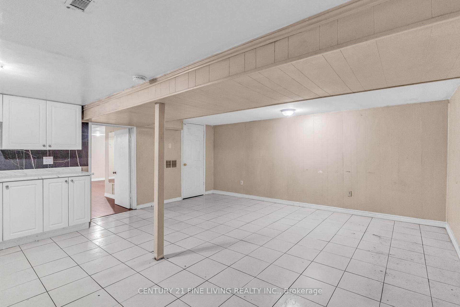 Photo 26 of 191 Folkstone Crescent, Brampton, Southgate — HOMEH