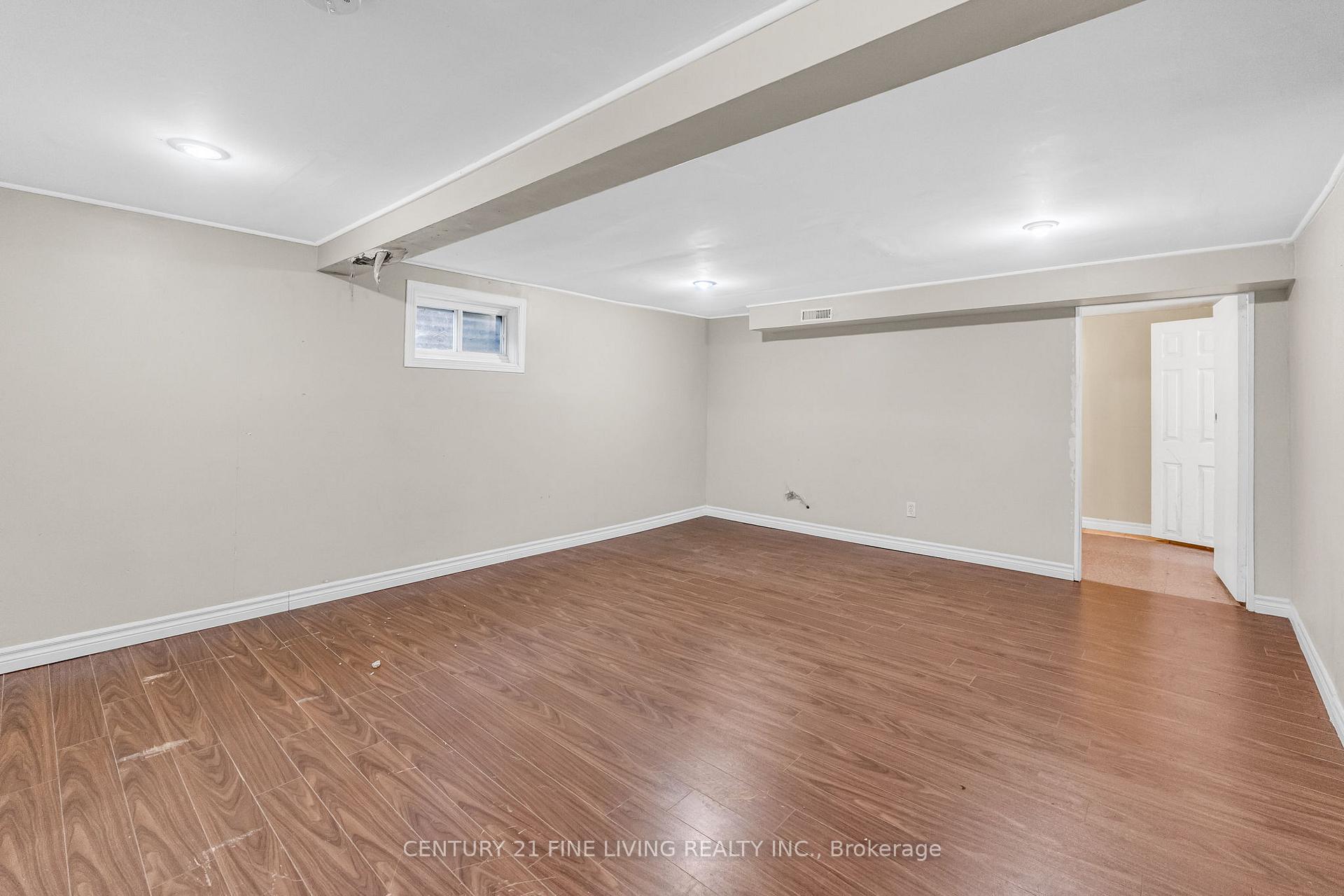 Photo 30 of 191 Folkstone Crescent, Brampton, Southgate — HOMEH