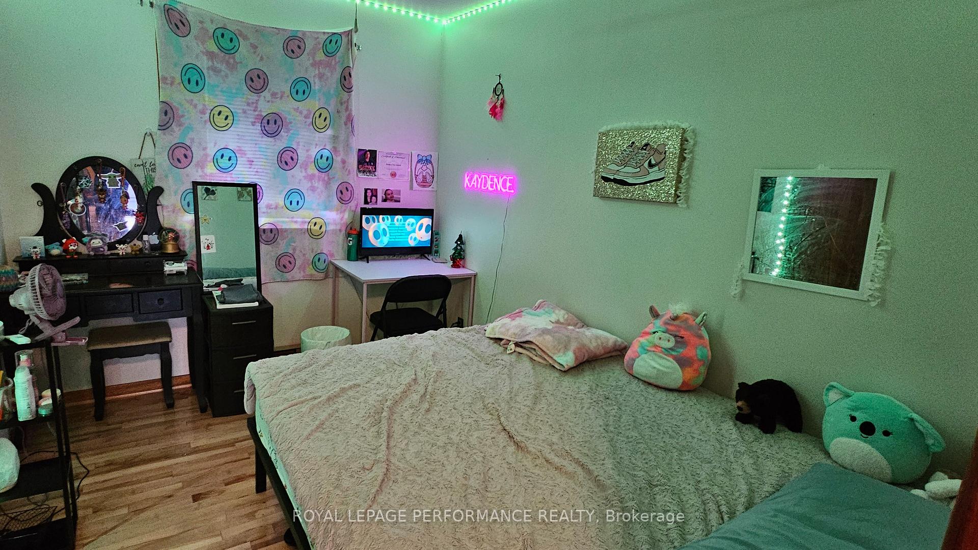 Photo 12 of 932 Laflin Avenue E, Cornwall — HOMEH