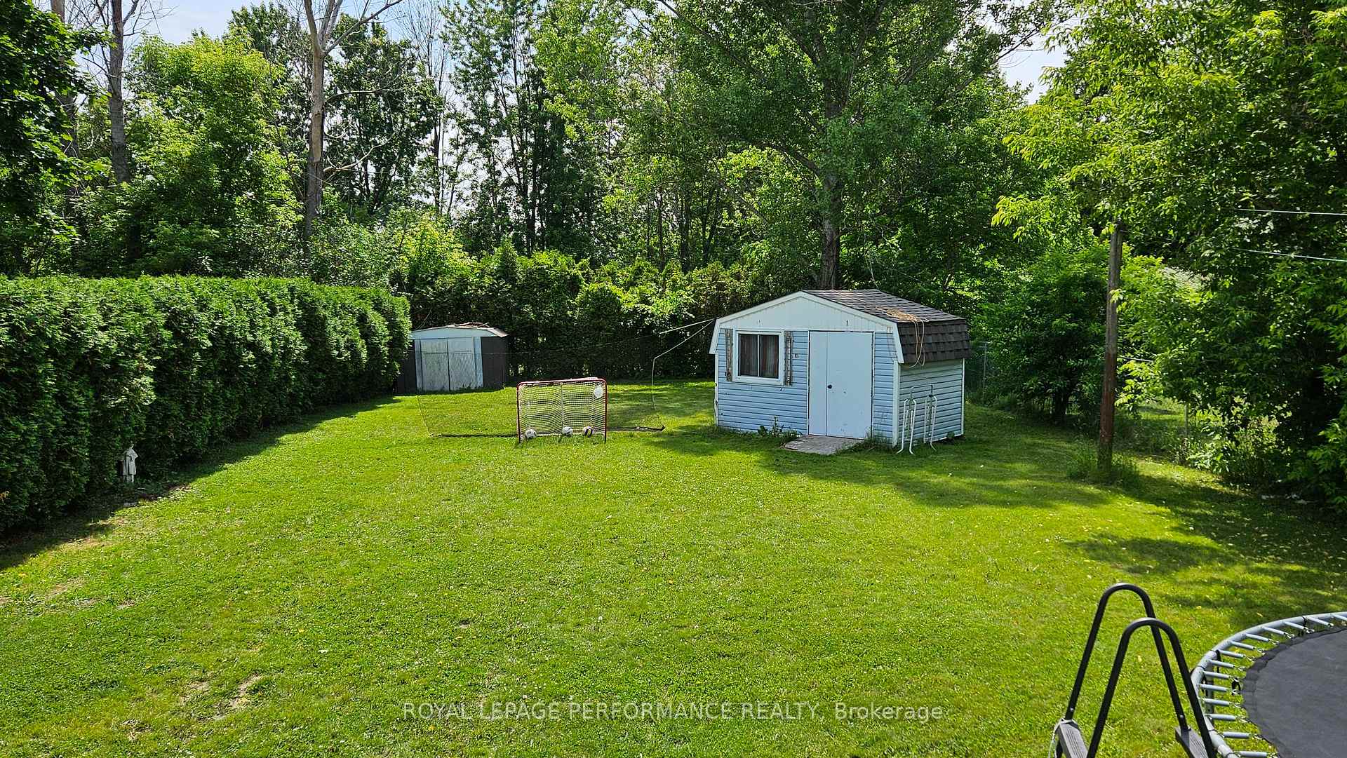 Photo 20 of 932 Laflin Avenue E, Cornwall — HOMEH