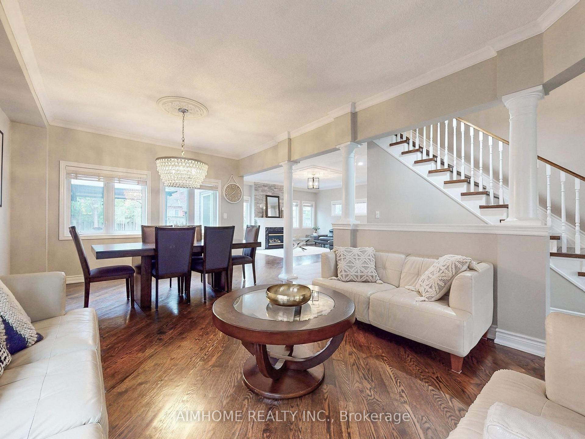 Photo 11 of 509 Ravineview Way, Oakville, Wedgewood Creek — HOMEH