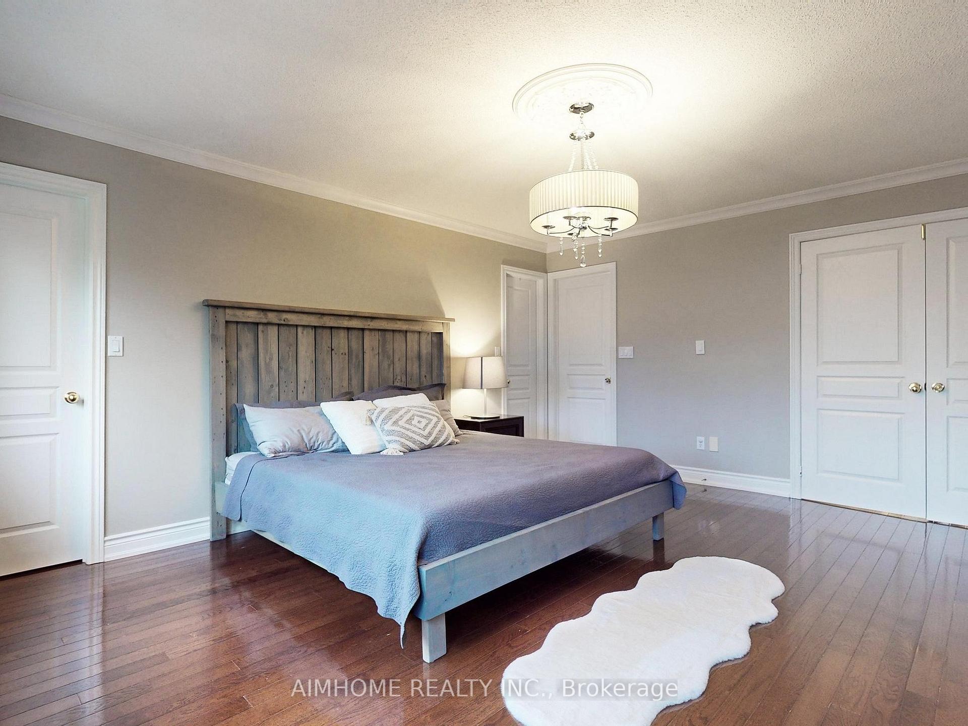 Photo 9 of 509 Ravineview Way, Oakville, Wedgewood Creek — HOMEH