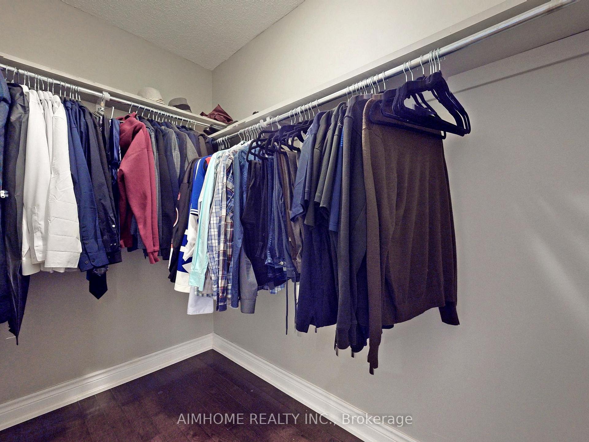 Photo 19 of 509 Ravineview Way, Oakville, Wedgewood Creek — HOMEH