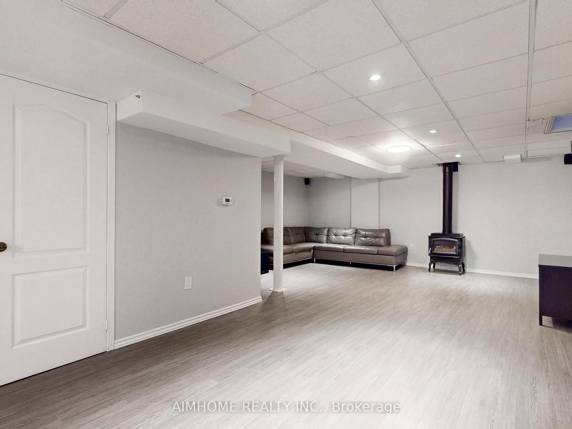 Photo 22 of 509 Ravineview Way, Oakville, Wedgewood Creek — HOMEH
