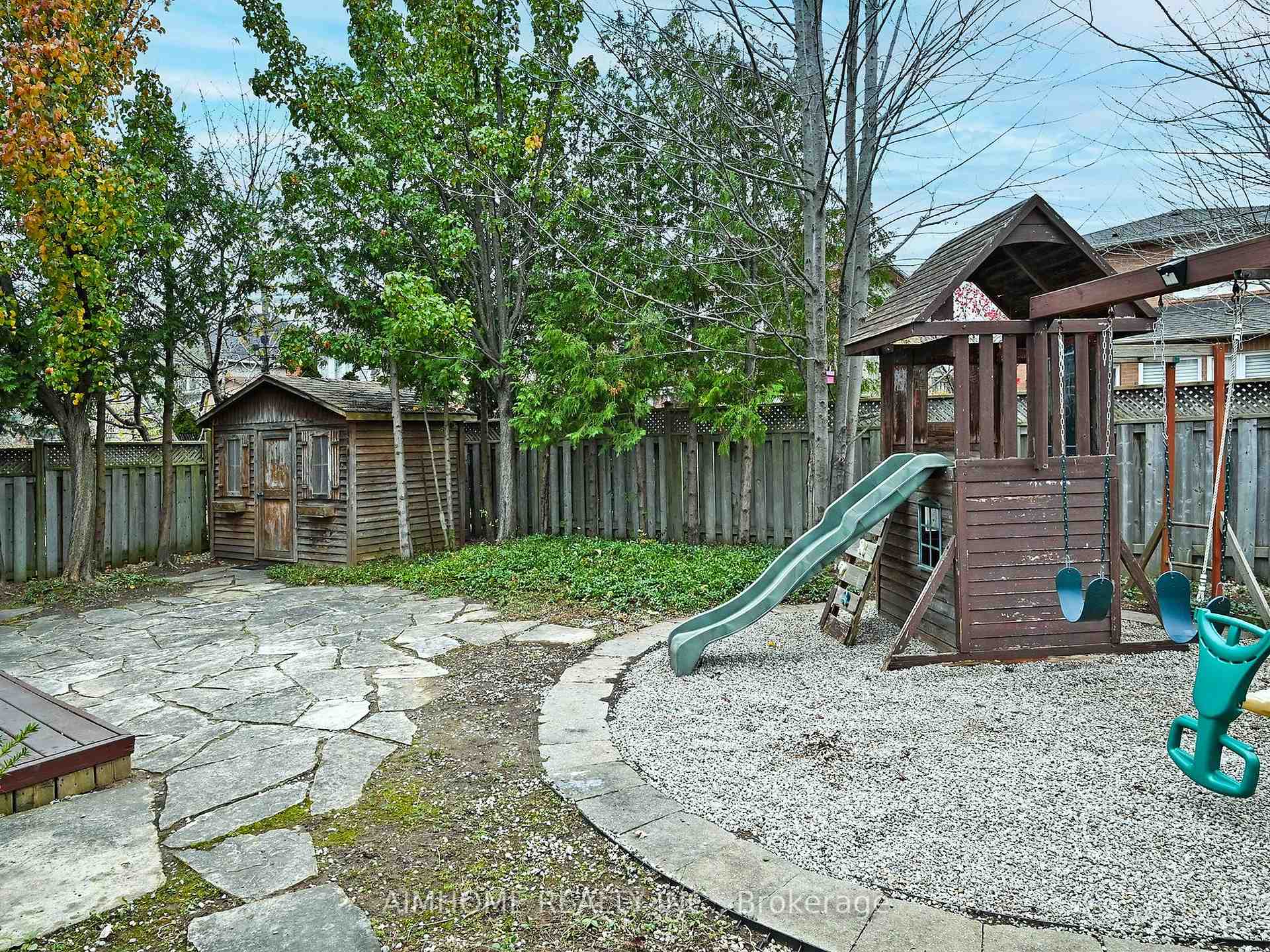 Photo 29 of 509 Ravineview Way, Oakville, Wedgewood Creek — HOMEH