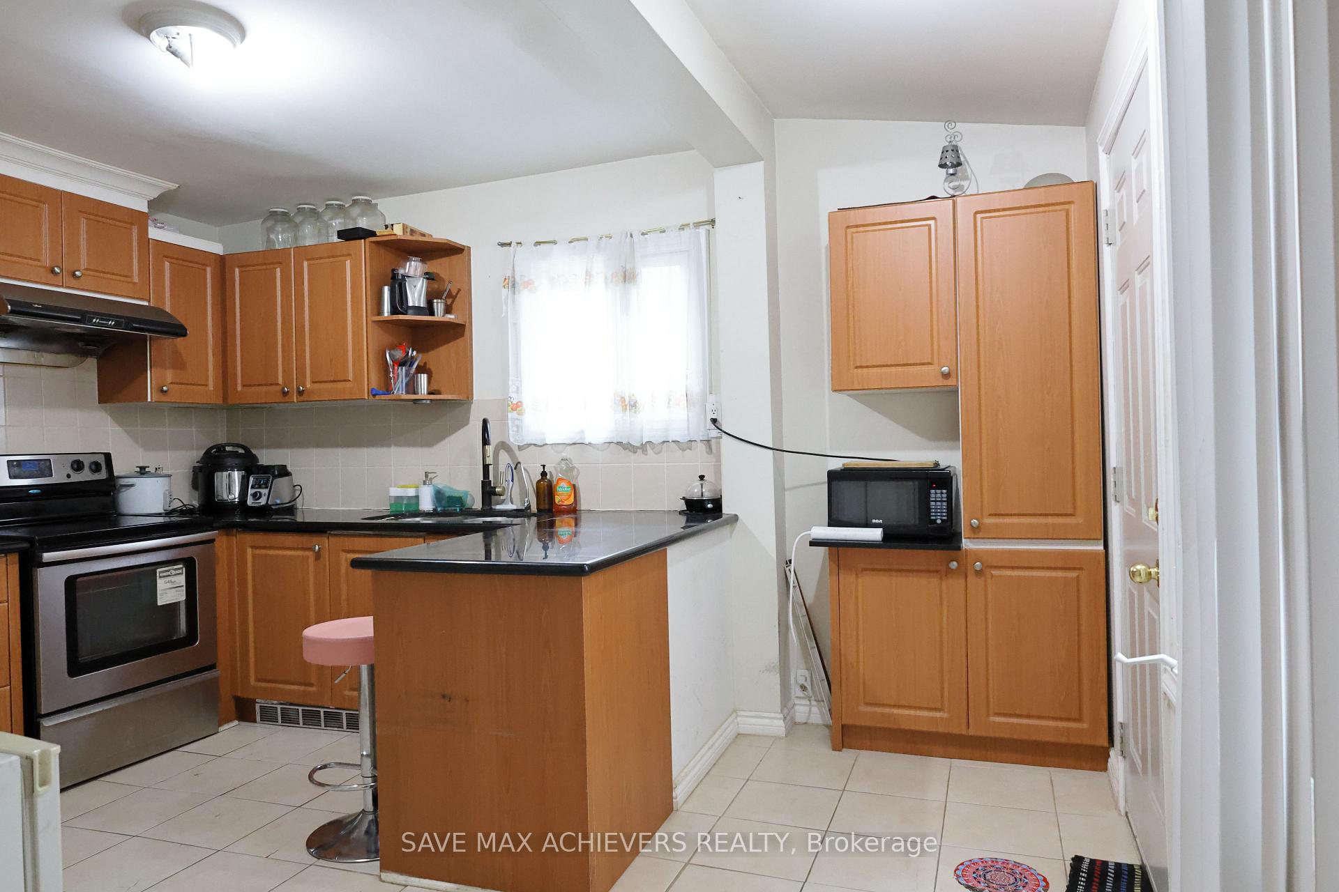 Photo 12 of 1820 Dundas Street E, Toronto, Greenwood-Coxwell — HOMEH