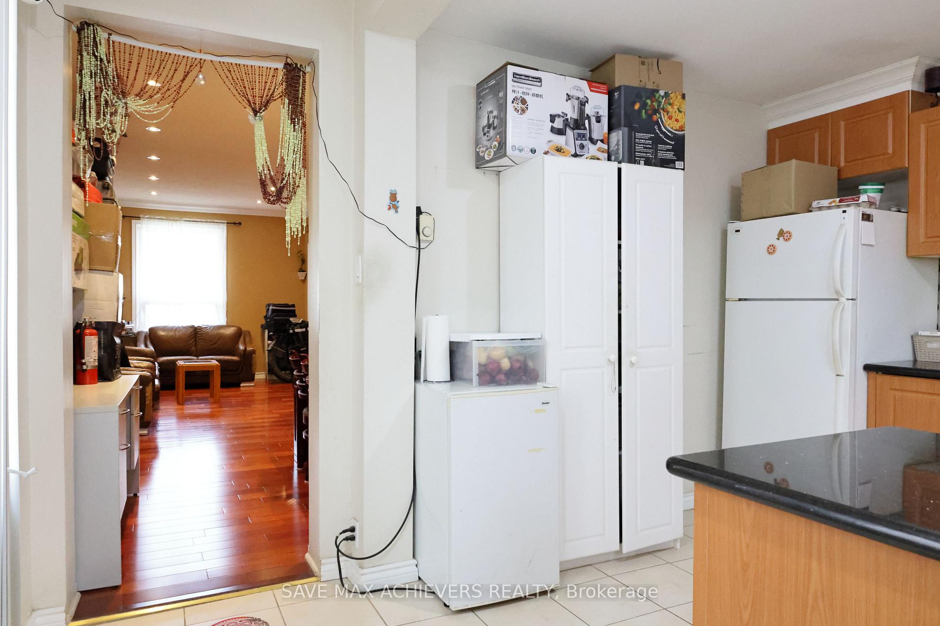 Photo 13 of 1820 Dundas Street E, Toronto, Greenwood-Coxwell — HOMEH