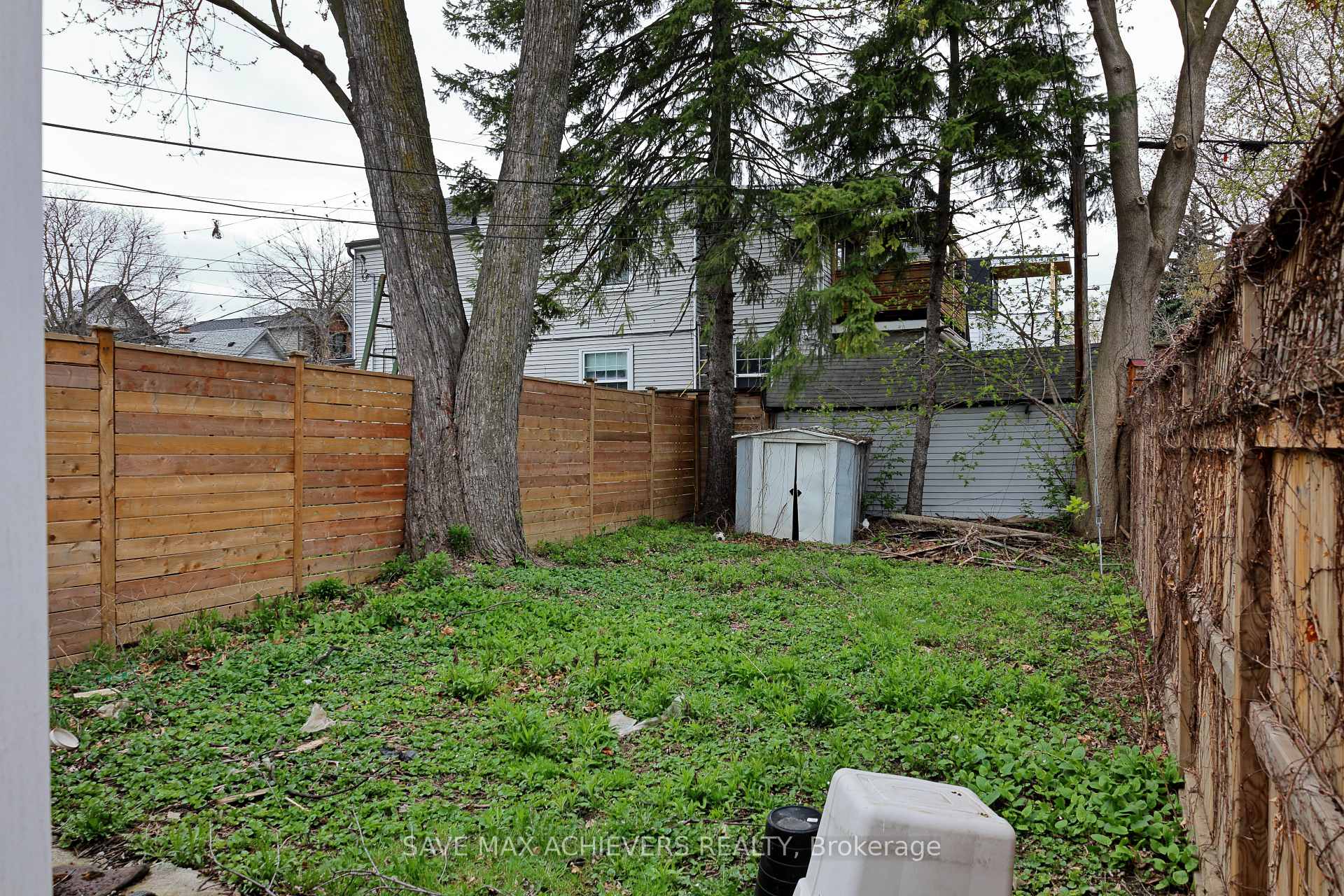 Photo 47 of 1820 Dundas Street E, Toronto, Greenwood-Coxwell — HOMEH